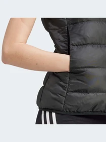 Куртки та дублянки Adidas модель HZ8484 Фото
