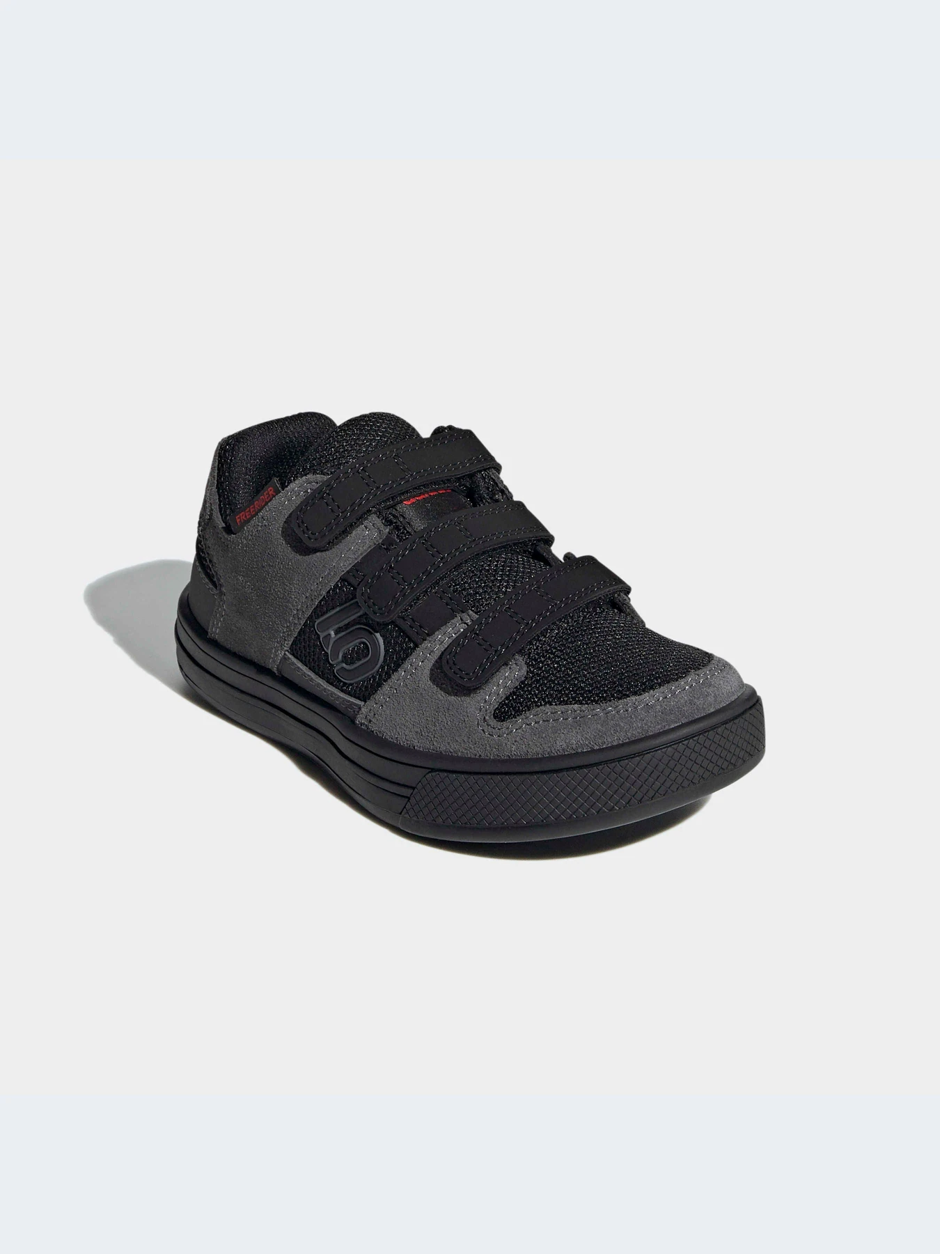Кросівки Adidas модель FZ0430 Кросівки Adidas модель FZ0430 Фото