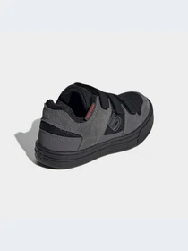 Кросівки Adidas модель FZ0430 Фото