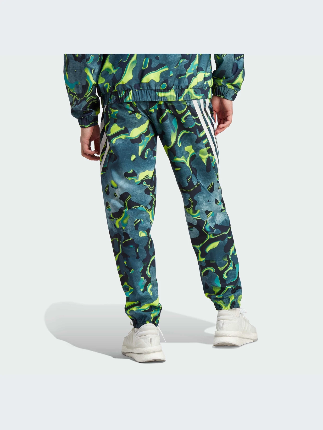 Брюки Adidas модель IJ8846 Брюки Adidas модель IJ8846 Фото