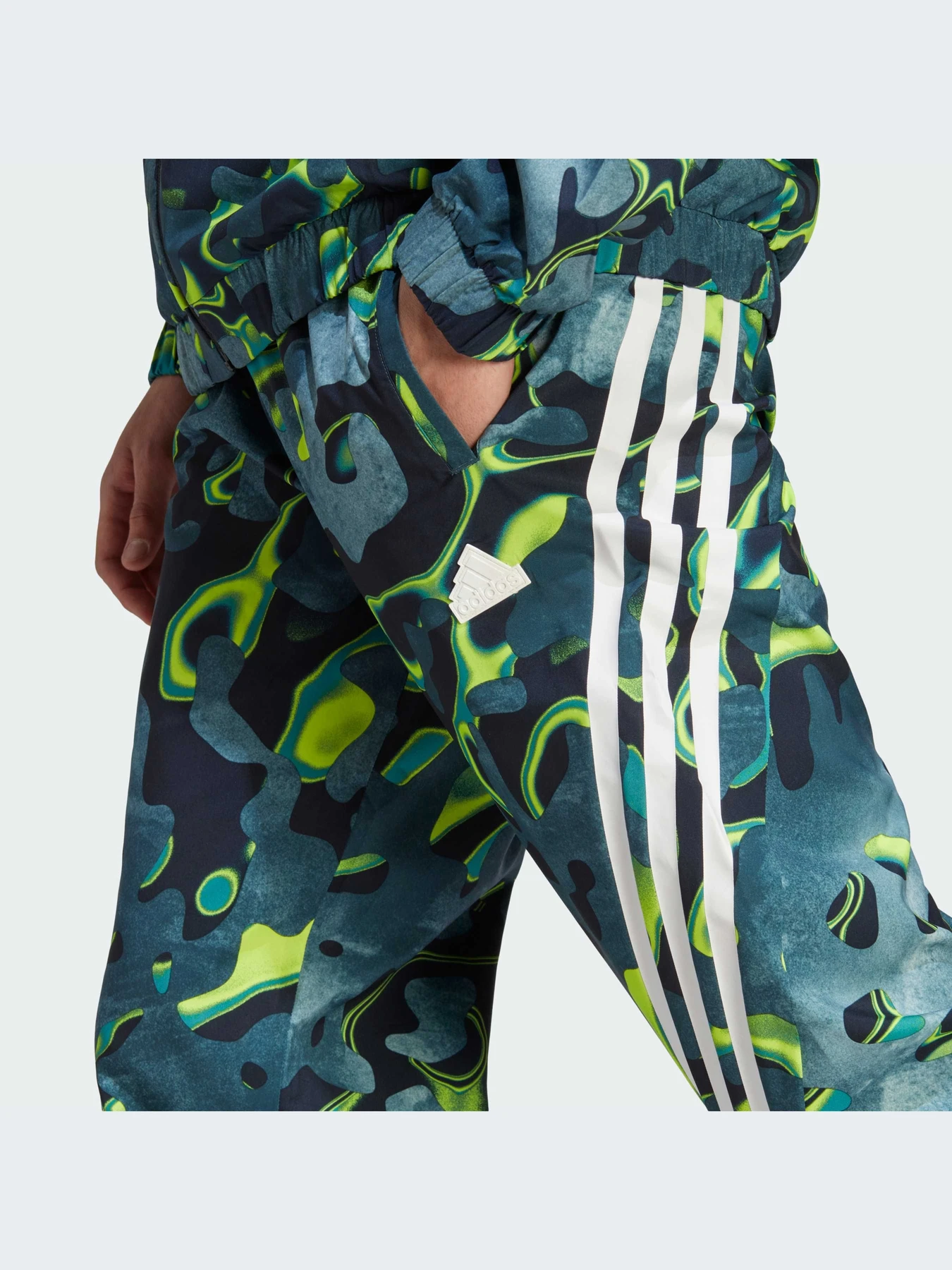 Брюки Adidas модель IJ8846 Брюки Adidas модель IJ8846 Фото