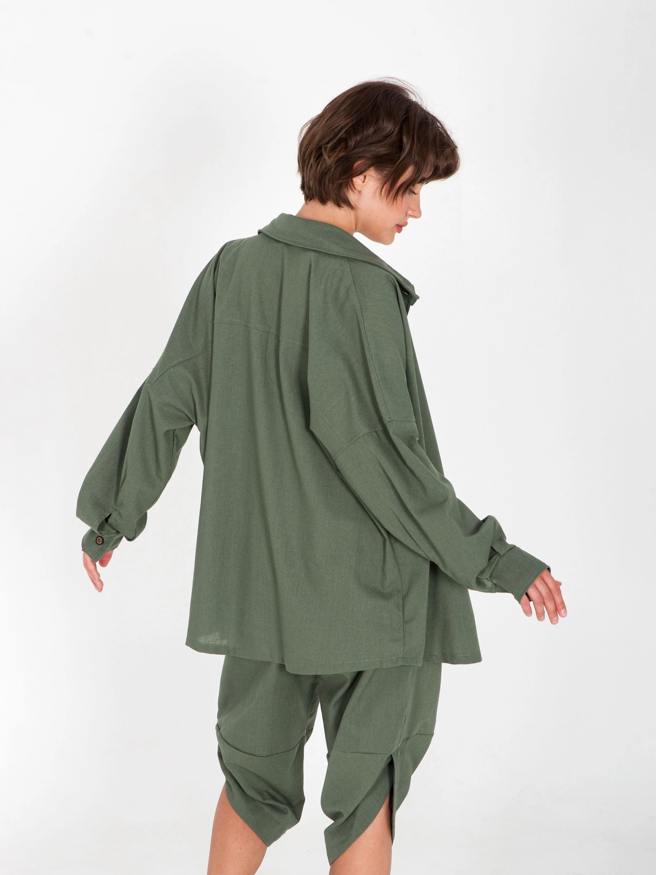 Сорочки IJ модель ij-sorochka-linen-haki Сорочки IJ модель ij-sorochka-linen-haki Фото
