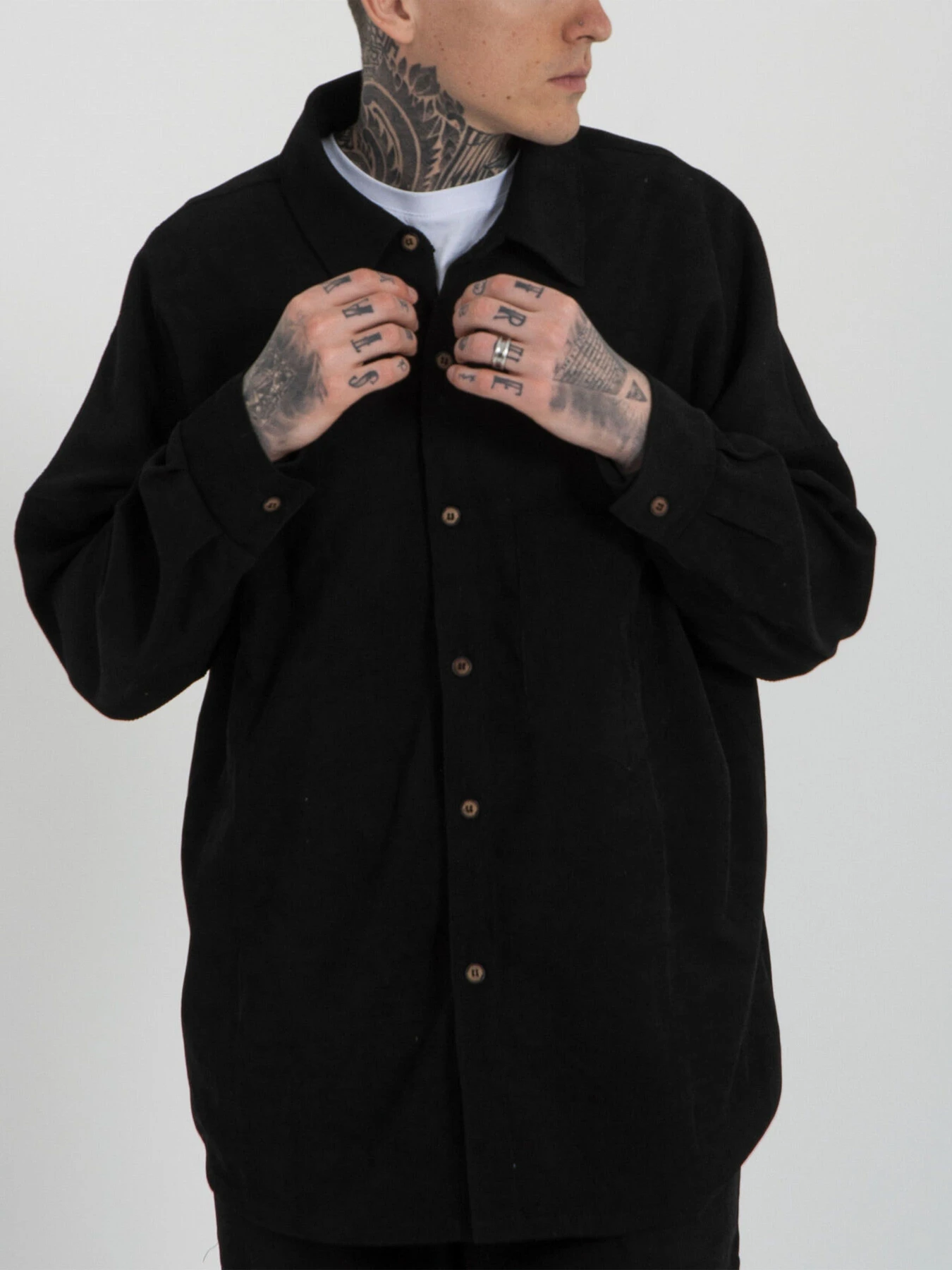 Рубашки IJ модель ij-sorochka-velvet-black-men Фото