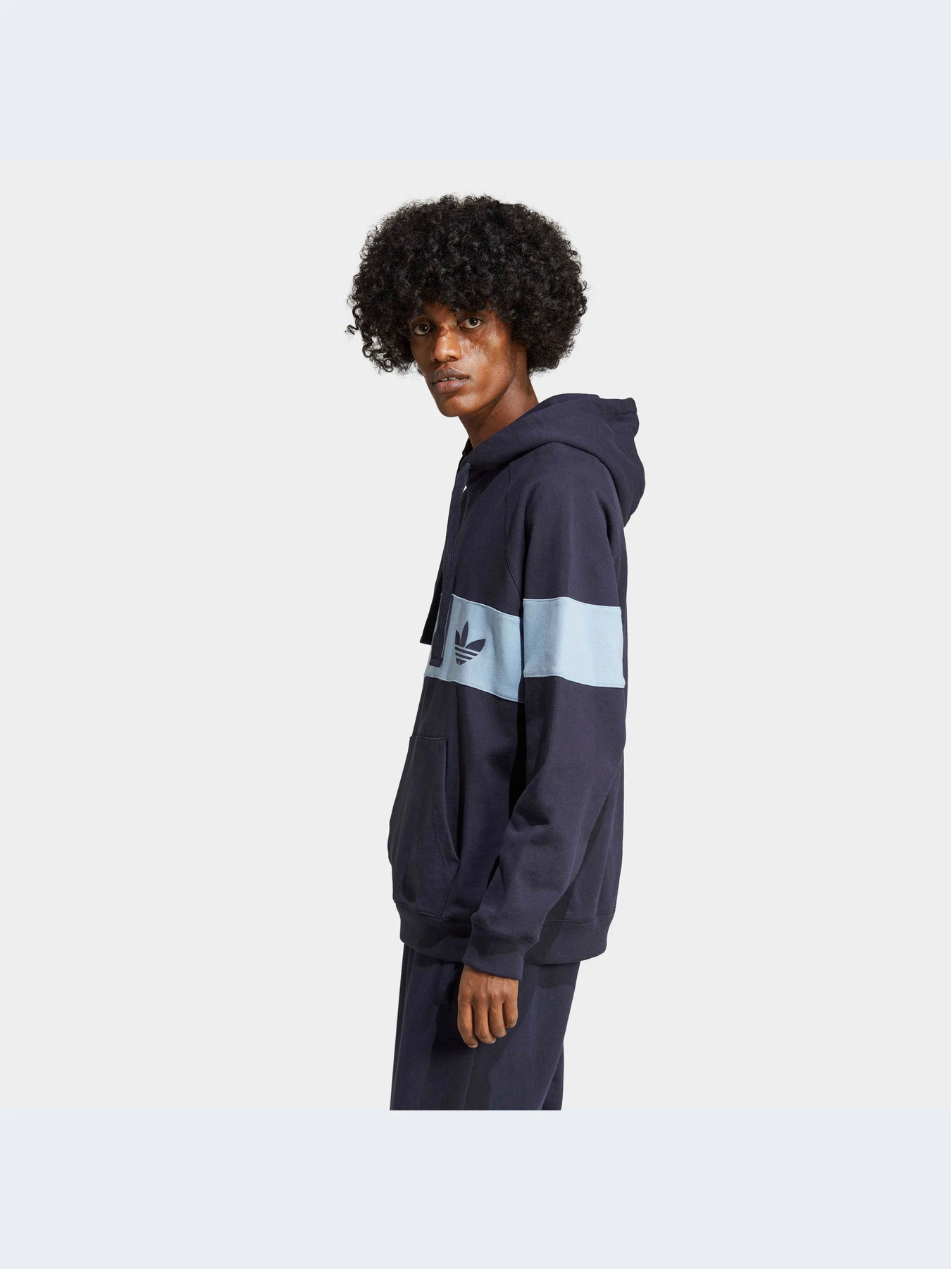 Худи и свитшоты Adidas модель IC8391 Фото