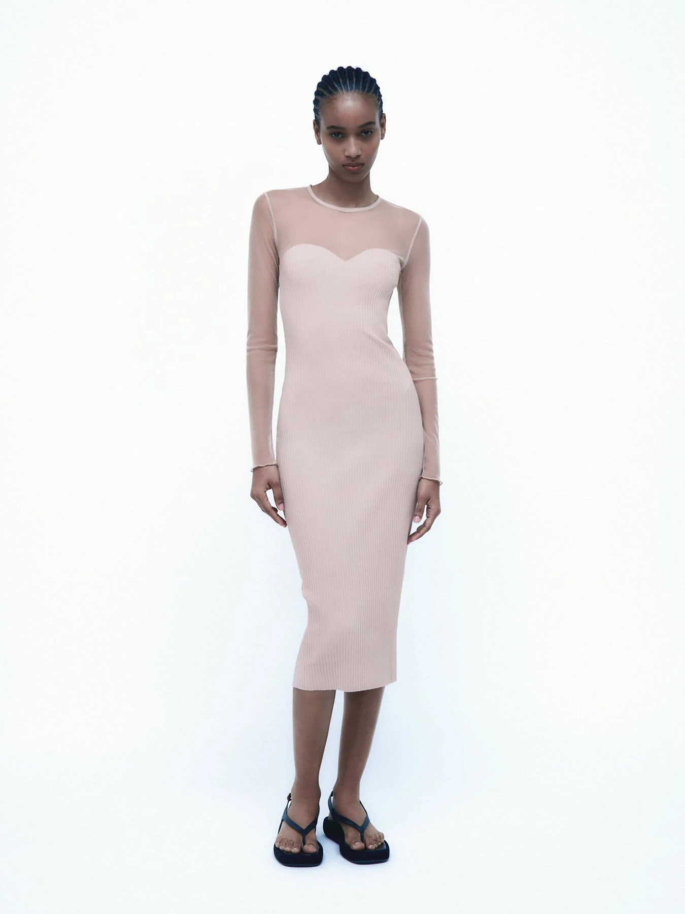 Платья ZARA модель 68621 Фото