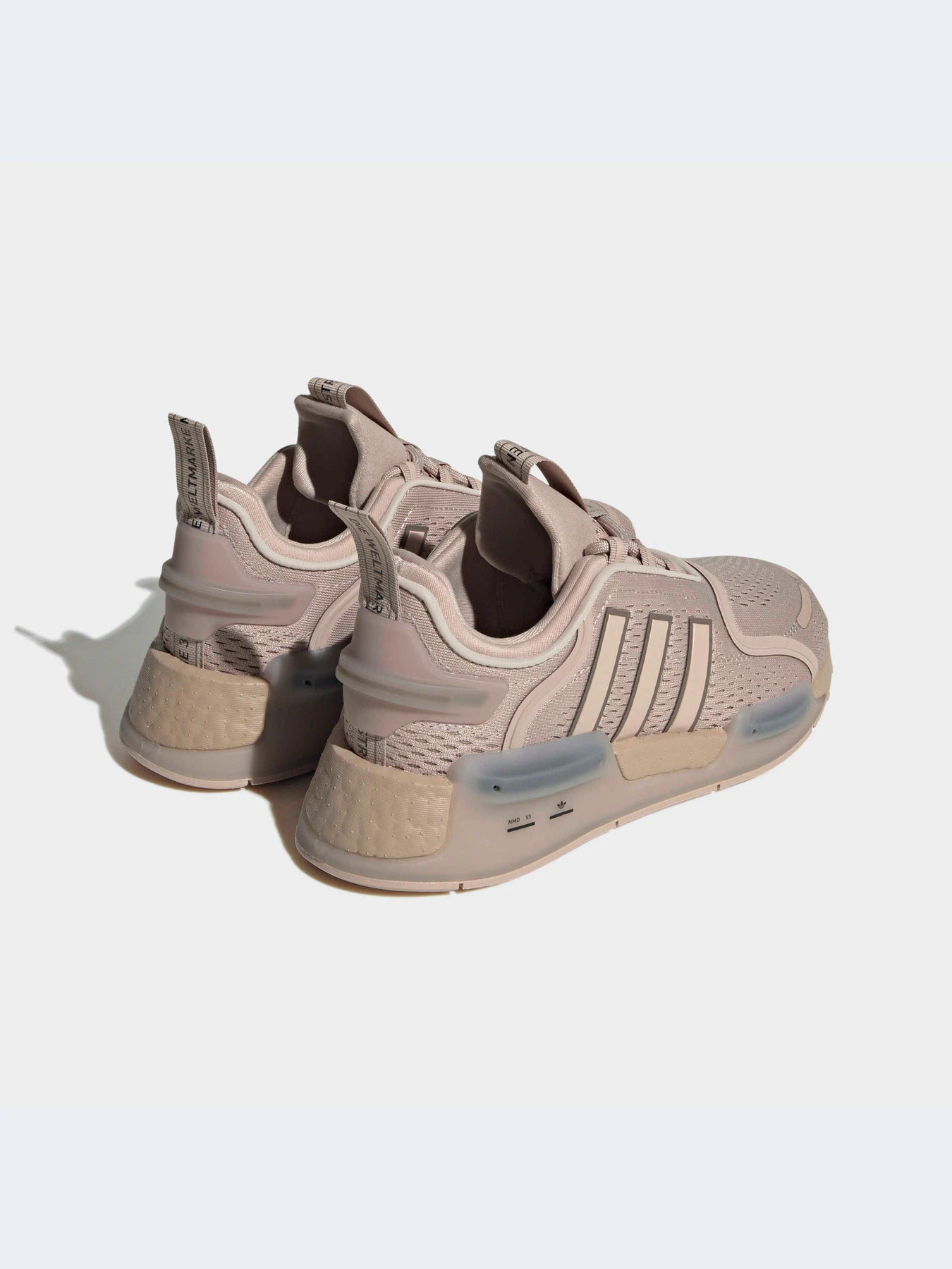 Кросівки Adidas NMD модель HQ1663 Кросівки Adidas NMD модель HQ1663 Фото