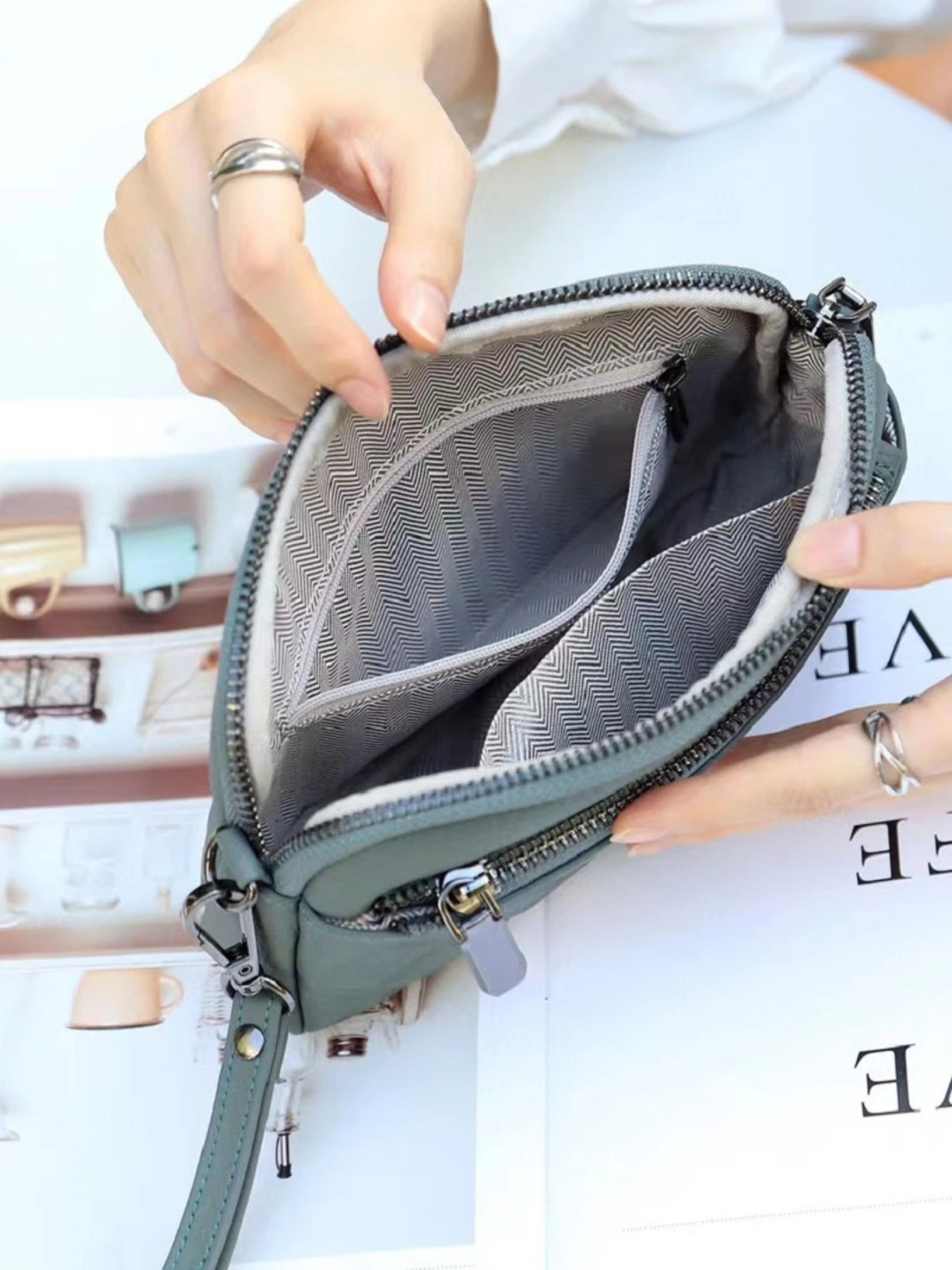 Сумки RoyalBag модель A25F-W-2112A Фото