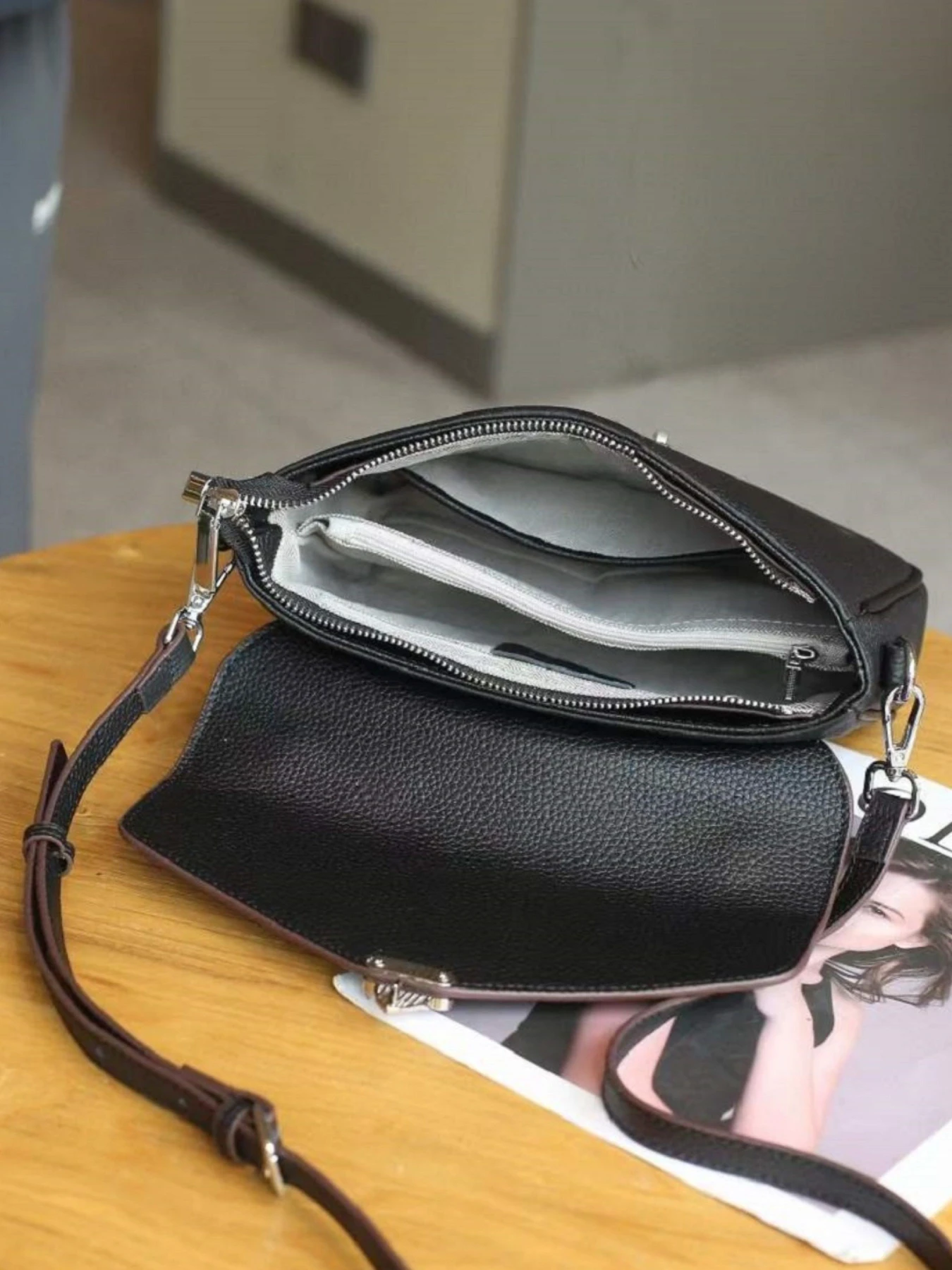 Сумки RoyalBag модель B24-W-5015A Фото