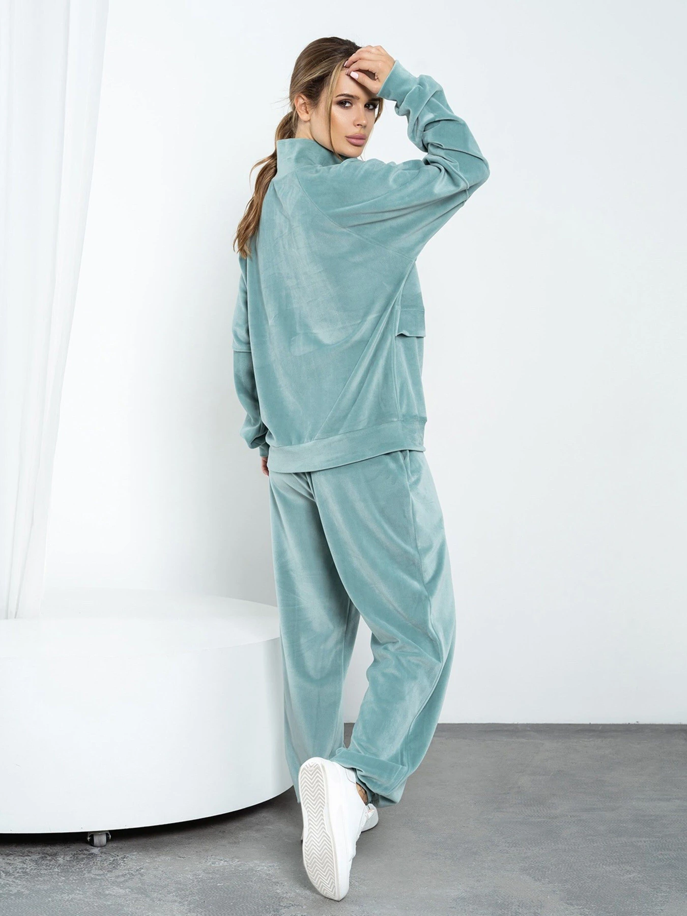 Костюми ISSA Plus модель 14211_olive Костюми ISSA Plus модель 14211_olive Фото