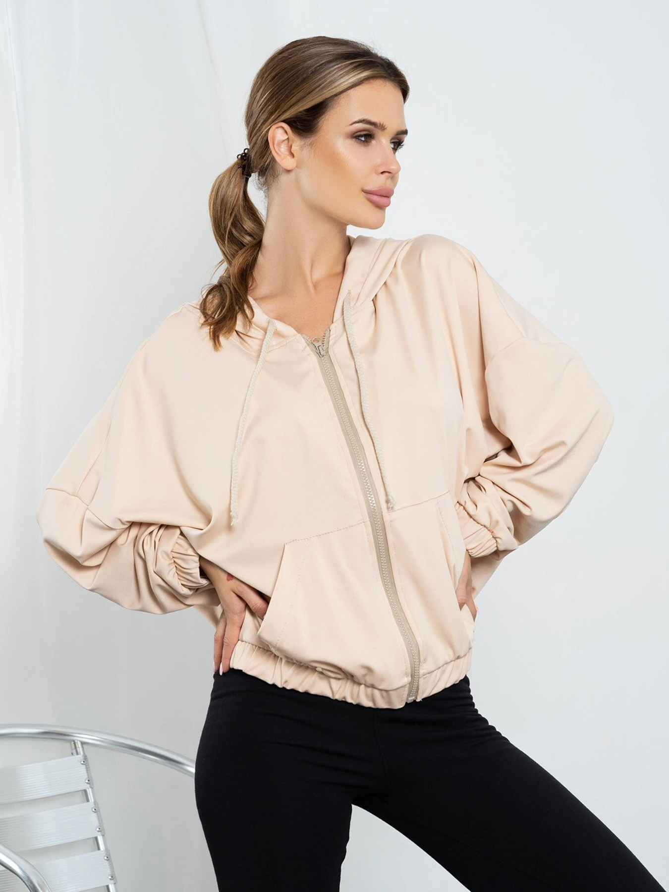 Худі та світшоти ISSA Plus модель 14213_beige Худі та світшоти ISSA Plus модель 14213_beige Фото