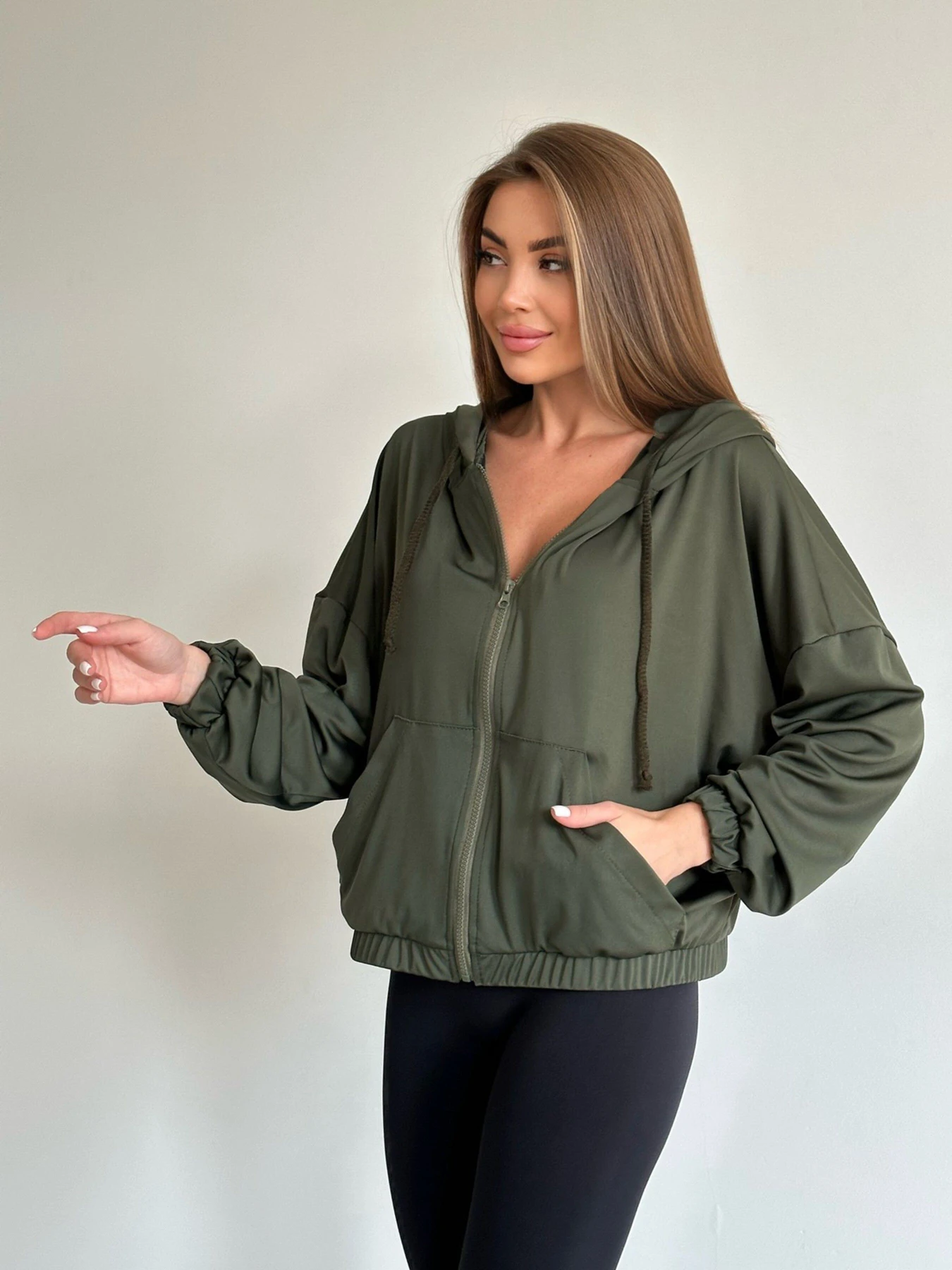 Худі та світшоти ISSA Plus модель 14213_khaki Худі та світшоти ISSA Plus модель 14213_khaki Фото