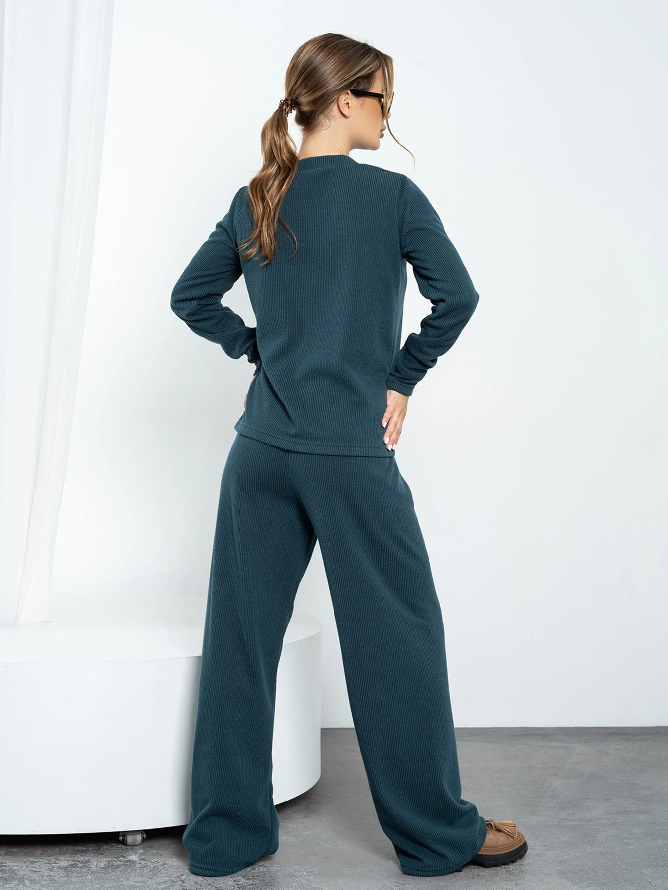 Костюмы ISSA Plus модель 13472A_green Костюмы ISSA Plus модель 13472A_green Фото