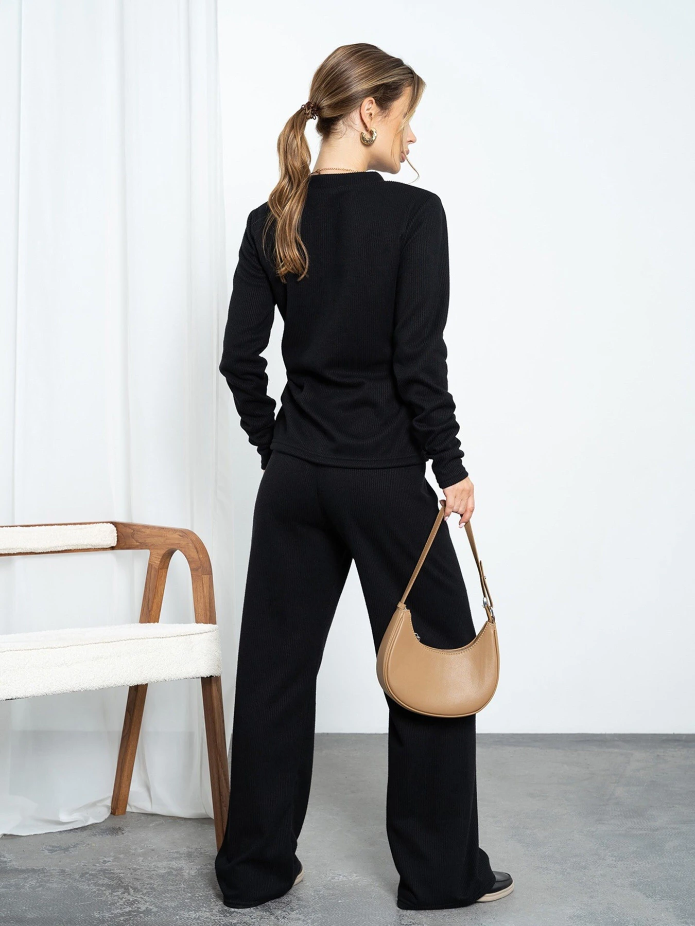 Костюми ISSA Plus модель 13472A_black Костюми ISSA Plus модель 13472A_black Фото