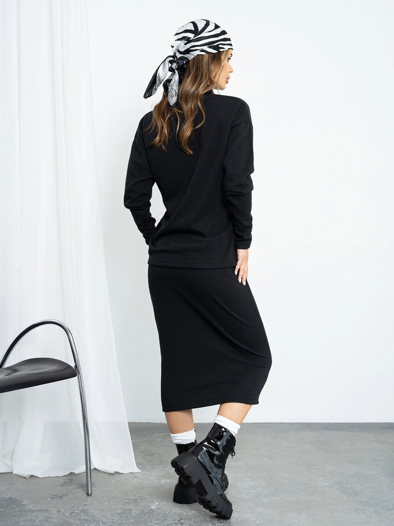 Костюми ISSA Plus модель 13651A_black Фото