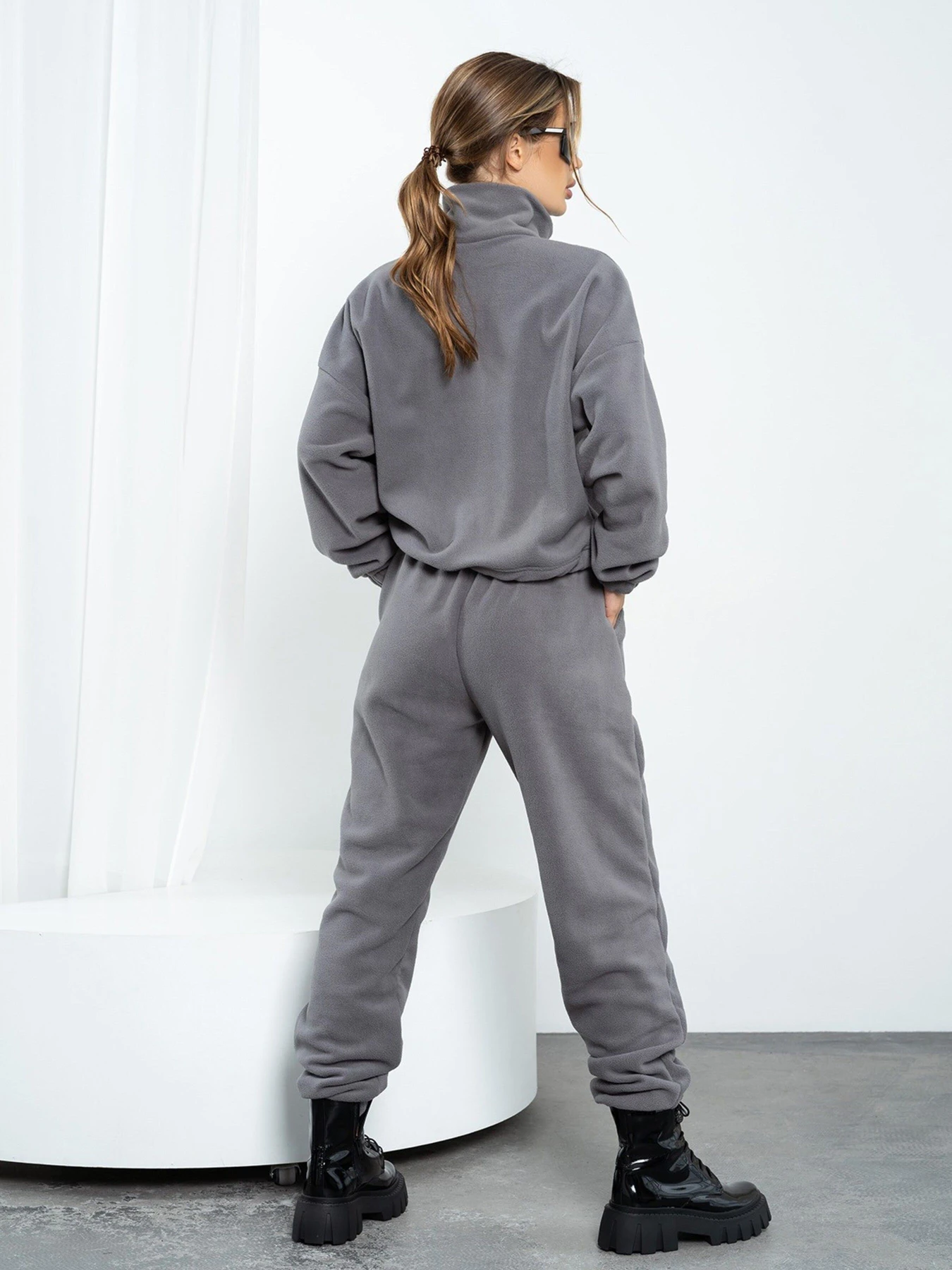 Костюмы ISSA Plus модель SA-486_darkgray Костюмы ISSA Plus модель SA-486_darkgray Фото