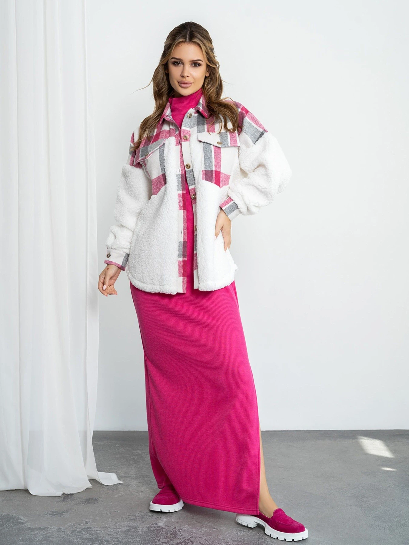 Куртки и дубленки ISSA Plus модель SA-493_pink Куртки и дубленки ISSA Plus модель SA-493_pink Фото