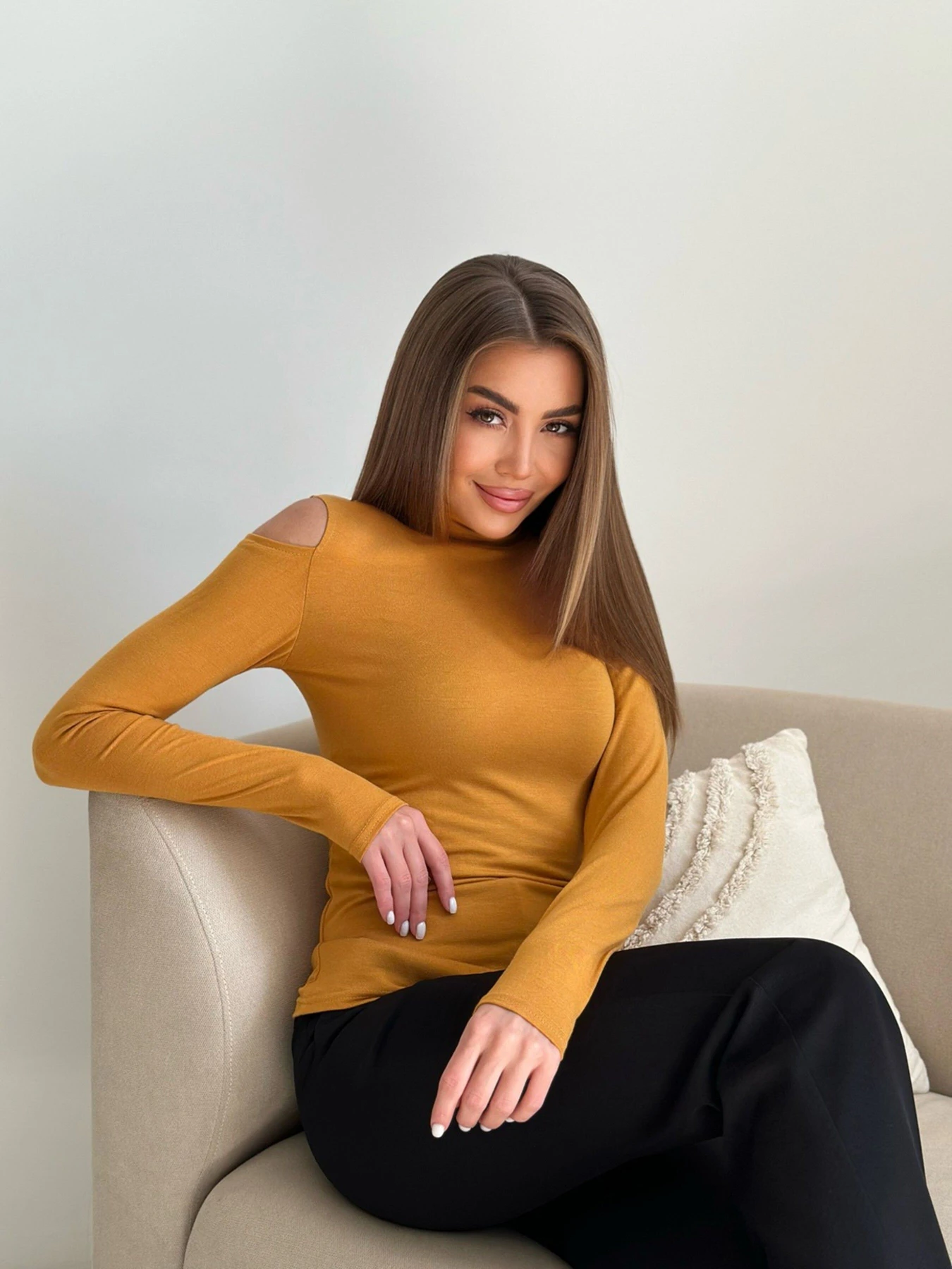 Свитры и кардиганы ISSA Plus модель WN20-538_mustard Фото