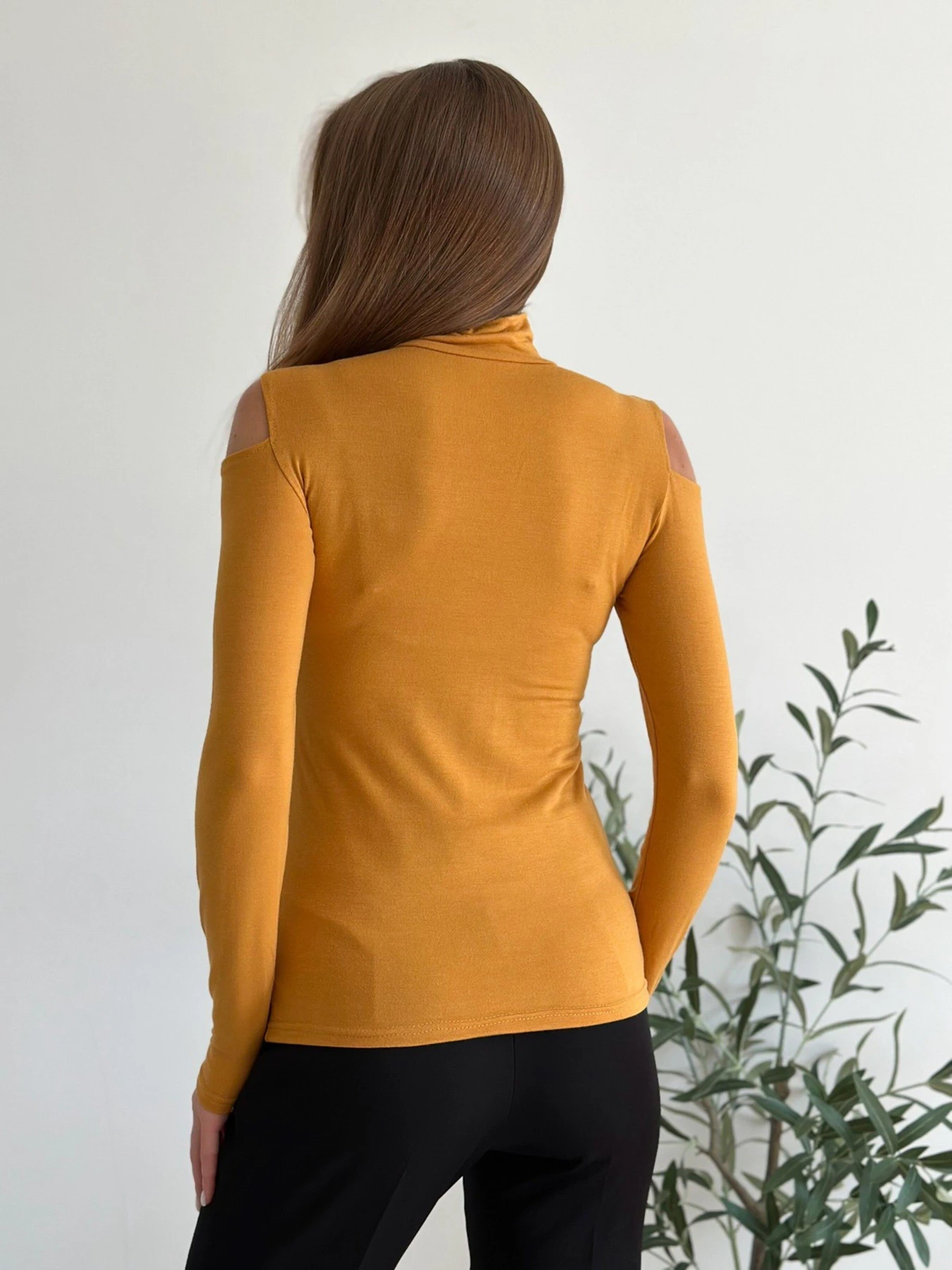 Свитры и кардиганы ISSA Plus модель WN20-538_mustard Фото