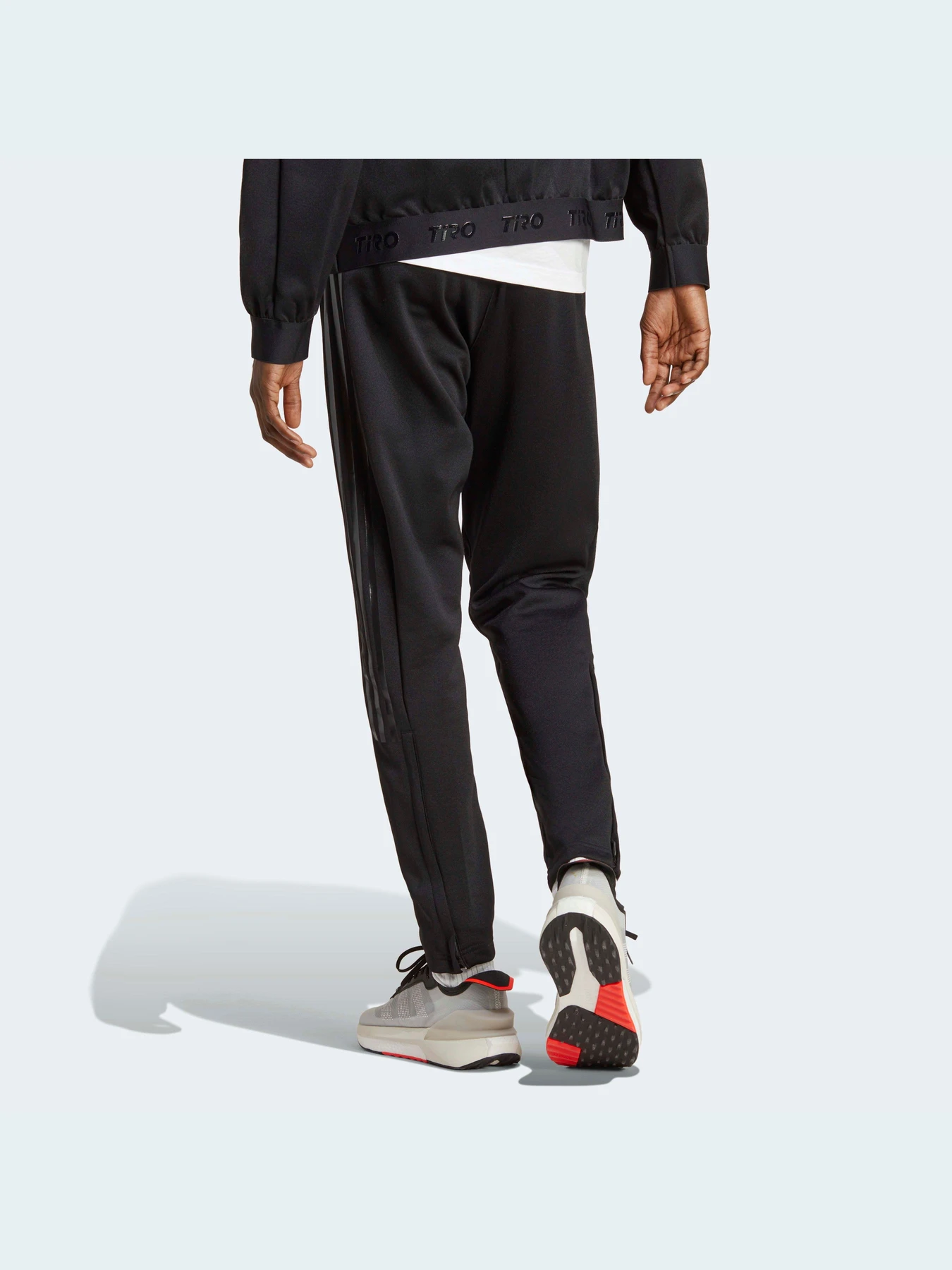 Брюки Adidas Tiro модель HY3781 Фото