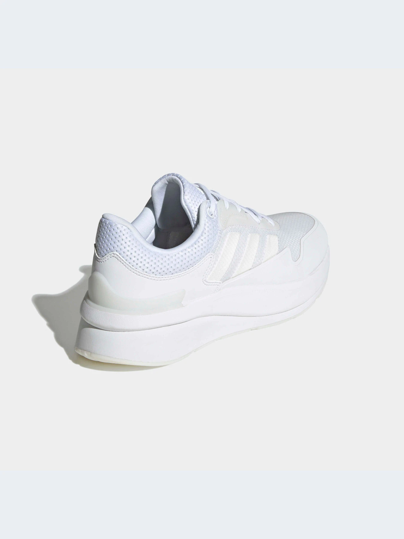 Кроссовки Adidas модель HQ3852 Фото