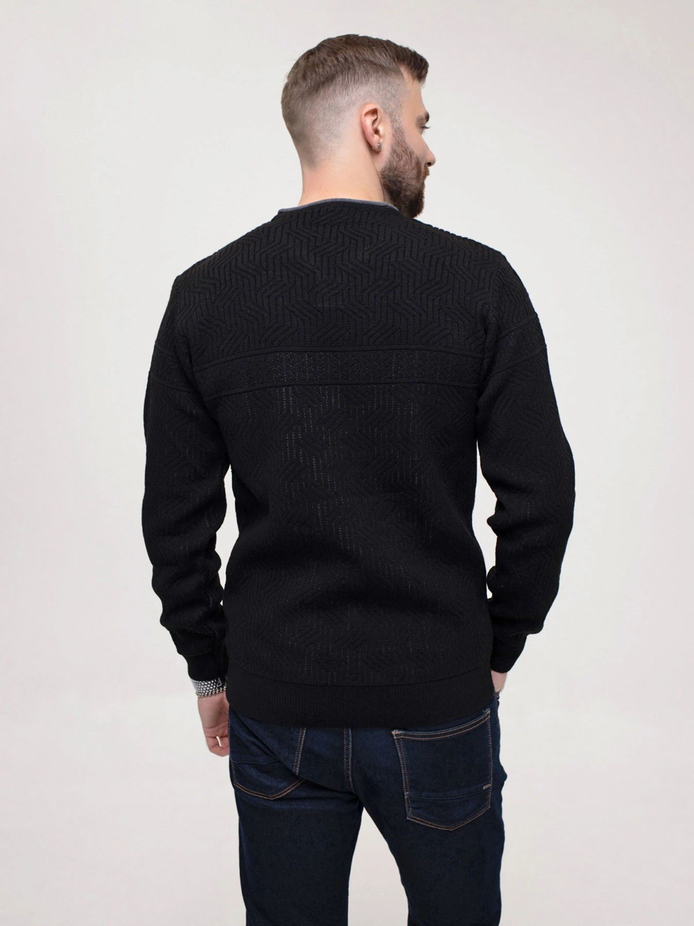 Свитры и кардиганы ISSA Plus модель GN4-156_black Фото