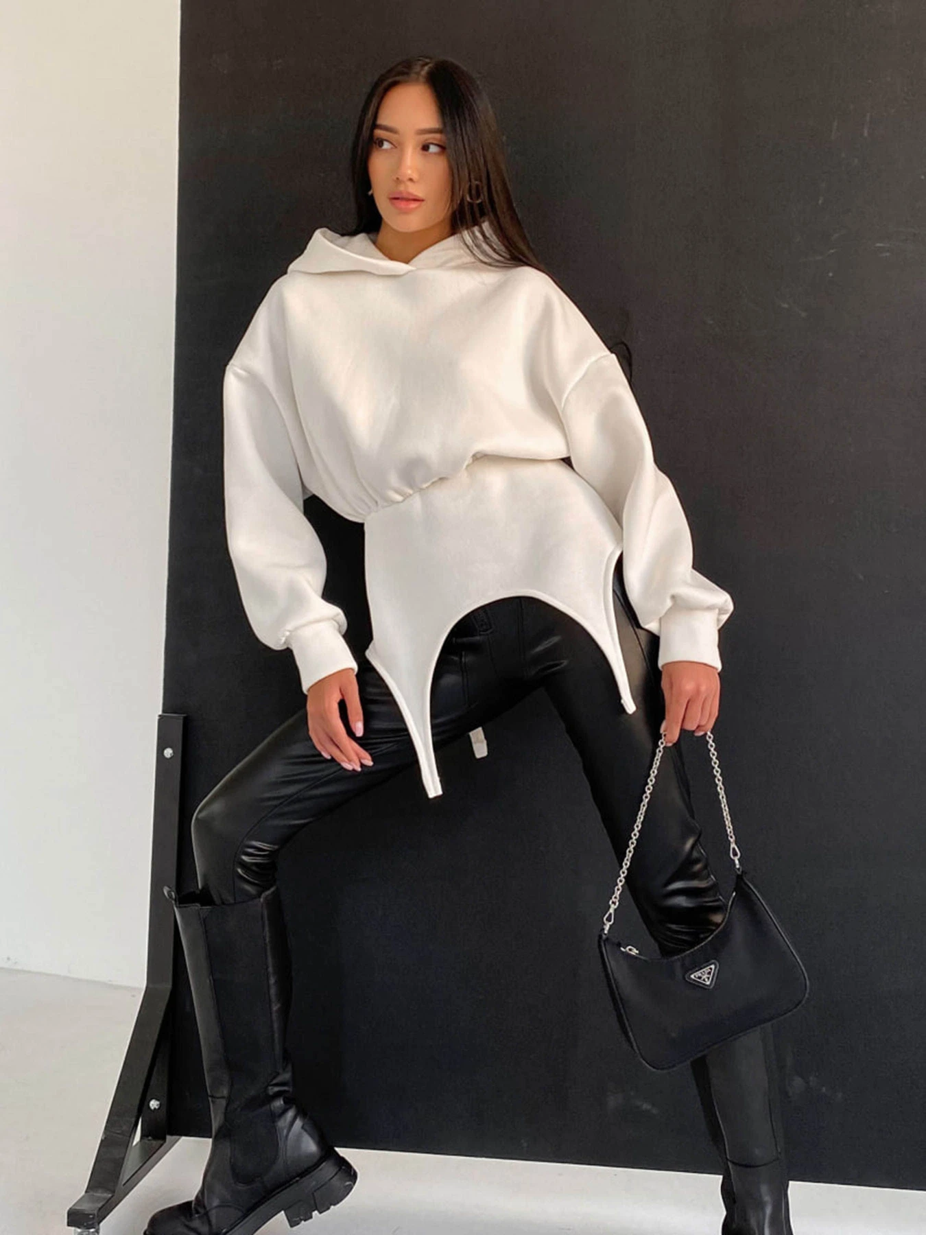 Худи и свитшоты Jadone Fashion модель Khudi_Rest_b Фото
