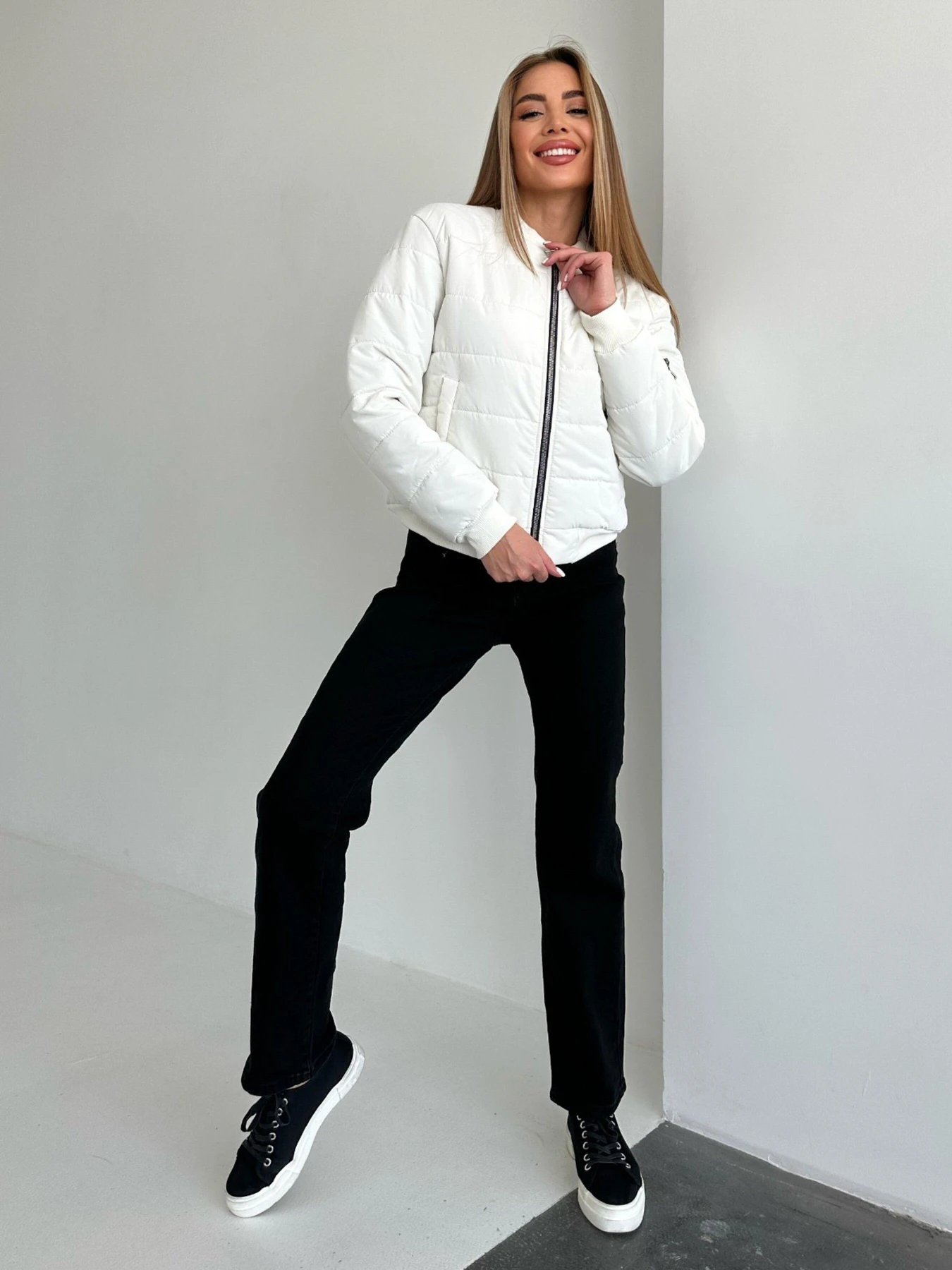 Куртки и дубленки ISSA Plus модель SA-482_white Куртки и дубленки ISSA Plus модель SA-482_white Фото