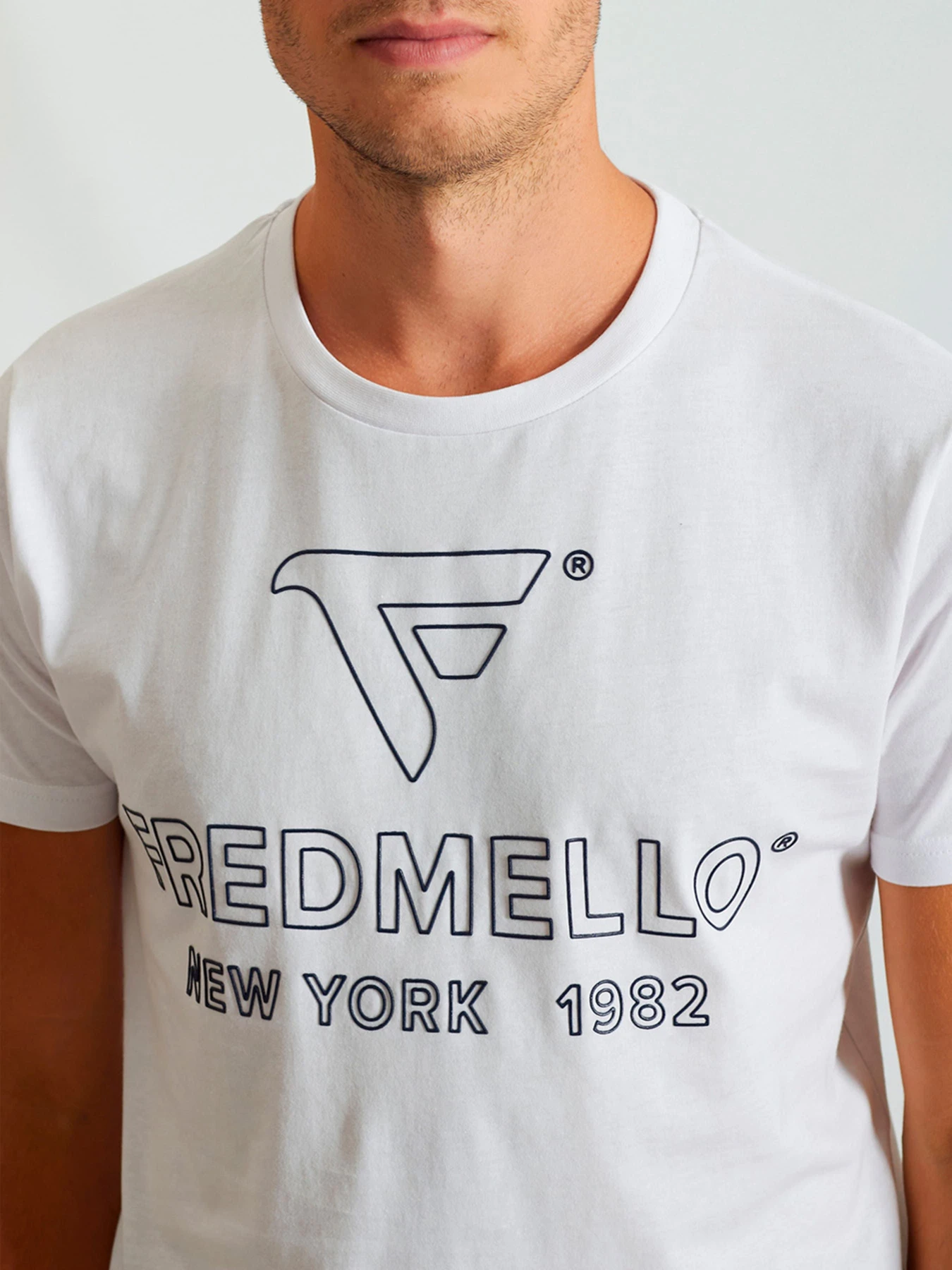 Футболки и поло Fred Mello модель FM23W02TG_WHITE Футболки и поло Fred Mello модель FM23W02TG_WHITE Фото