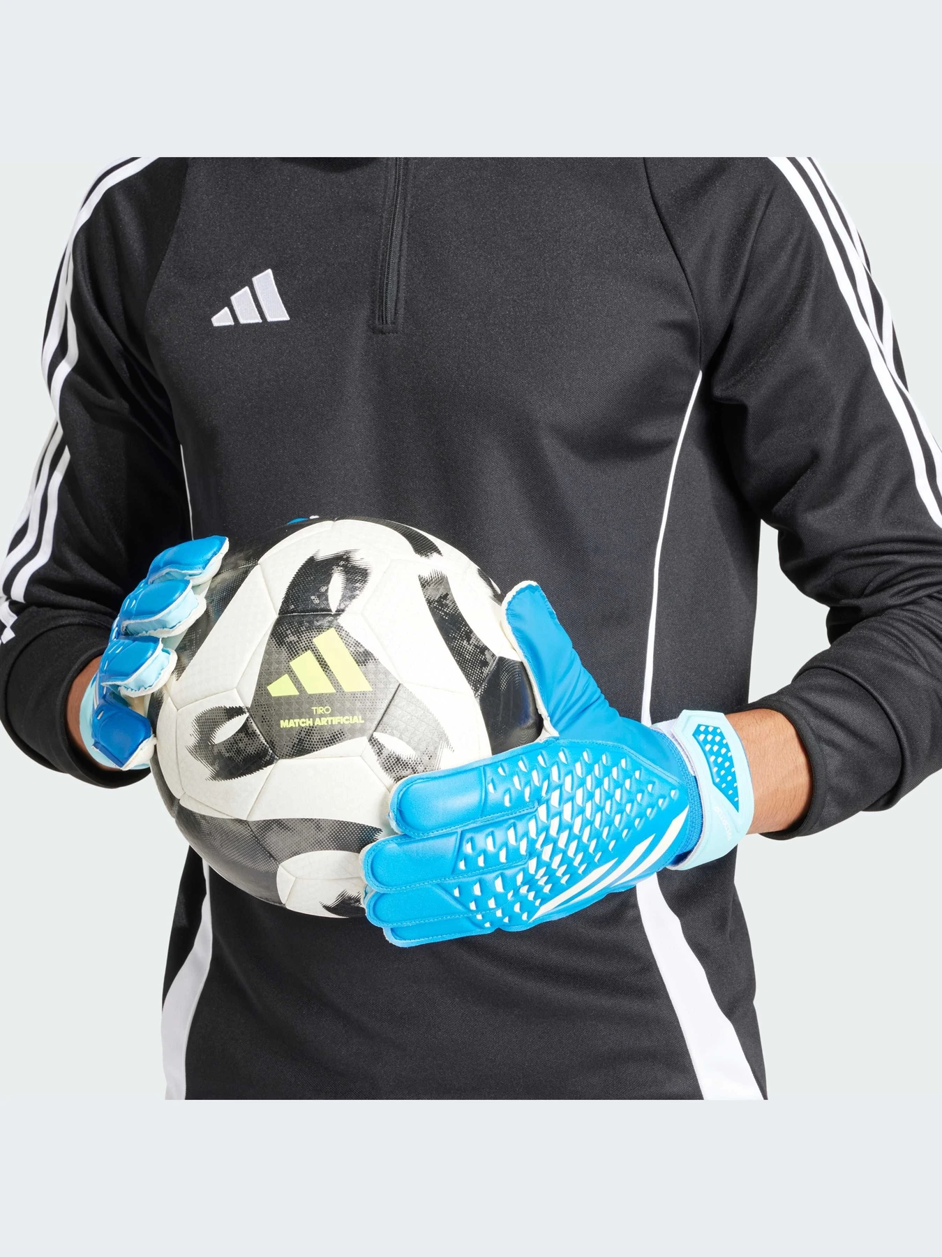 Перчатки для спорта Adidas Predator модель IA0876 Перчатки для спорта Adidas Predator модель IA0876 Фото