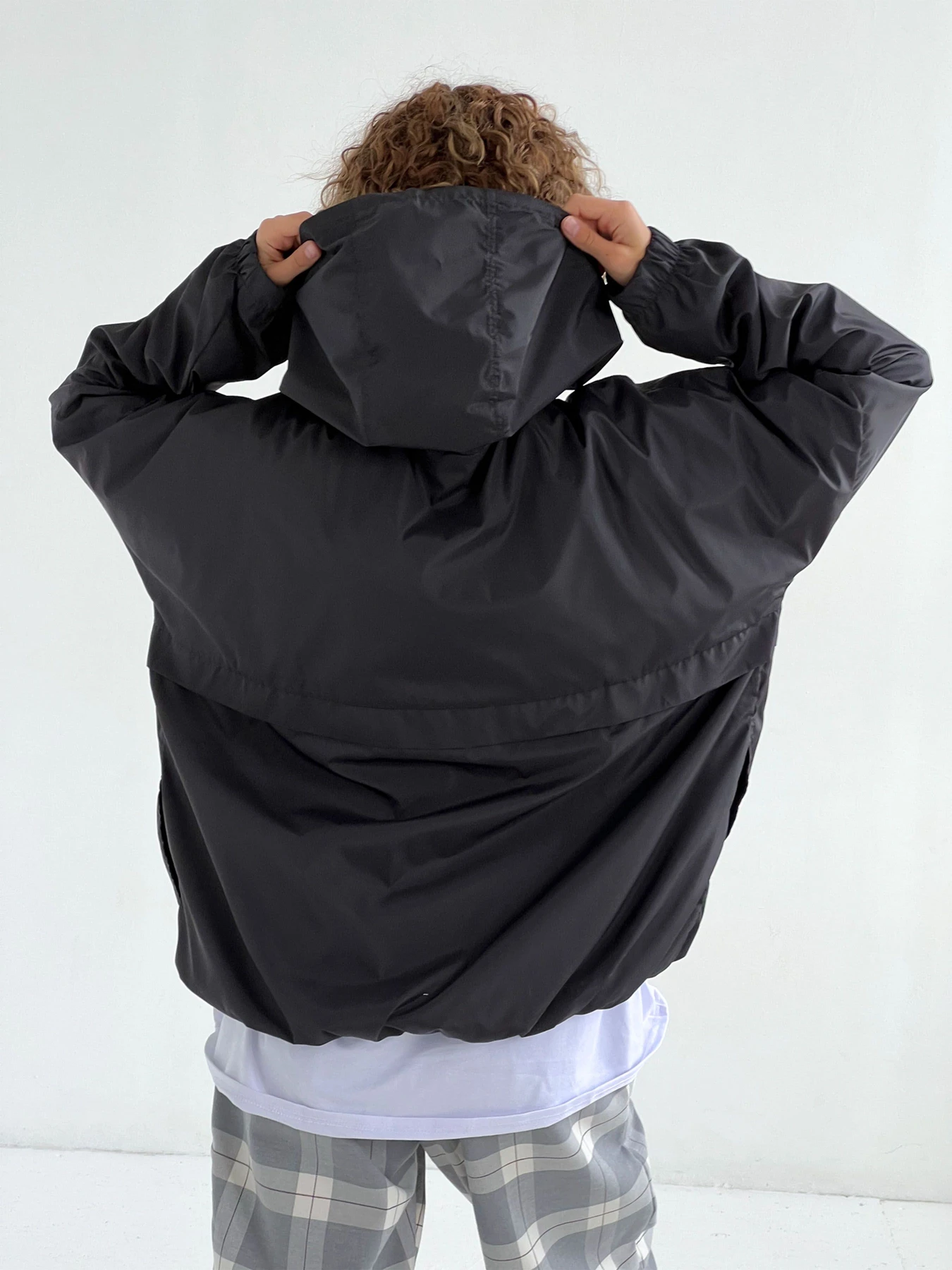 Куртки та дублянки IJ модель ij-anorak-grafit Куртки та дублянки IJ модель ij-anorak-grafit Фото
