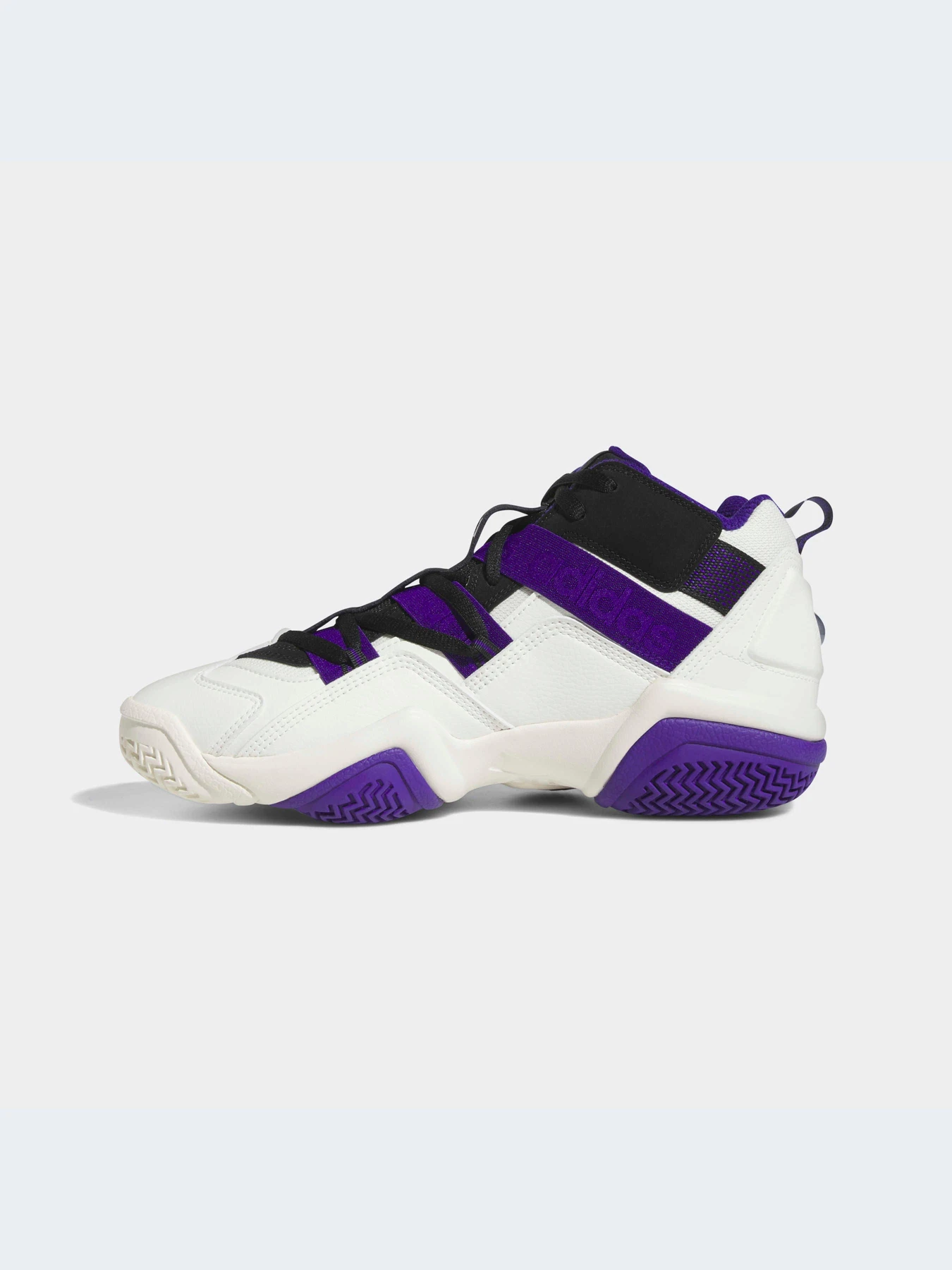 Кроссовки Adidas модель HQ4622 Кроссовки Adidas модель HQ4622 Фото