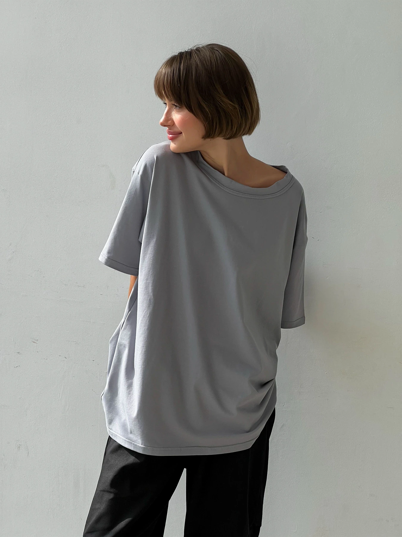 Футболки и поло IJ модель ij-tshort-grey Футболки и поло IJ модель ij-tshort-grey Фото