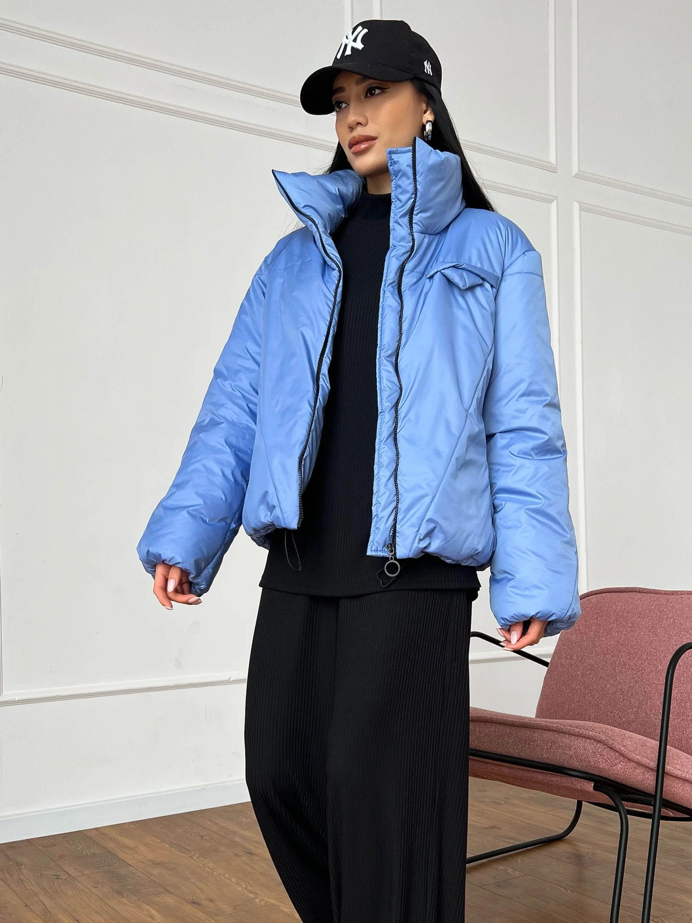 Куртки и дубленки Jadone Fashion модель Demisezonna_kurtka_Siya_bl Куртки и дубленки Jadone Fashion модель Demisezonna_kurtka_Siya_bl Фото
