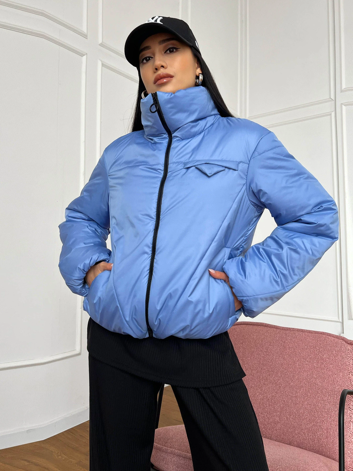 Куртки и дубленки Jadone Fashion модель Demisezonna_kurtka_Siya_bl Куртки и дубленки Jadone Fashion модель Demisezonna_kurtka_Siya_bl Фото