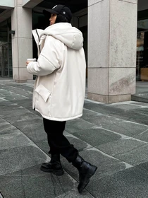 Куртки та дублянки Jadone Fashion модель Zymova_kurtka_Savi_bila Фото
