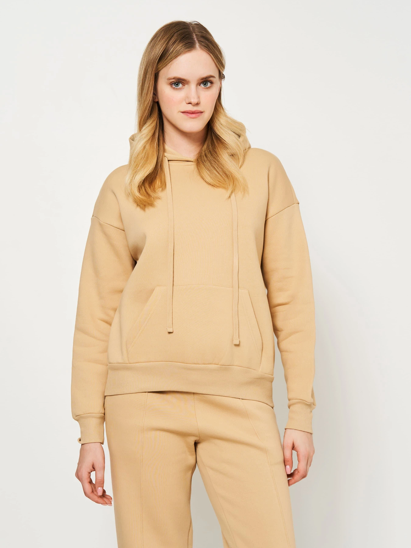 Костюмы Роза модель 230712_beige Костюмы Роза модель 230712_beige Фото