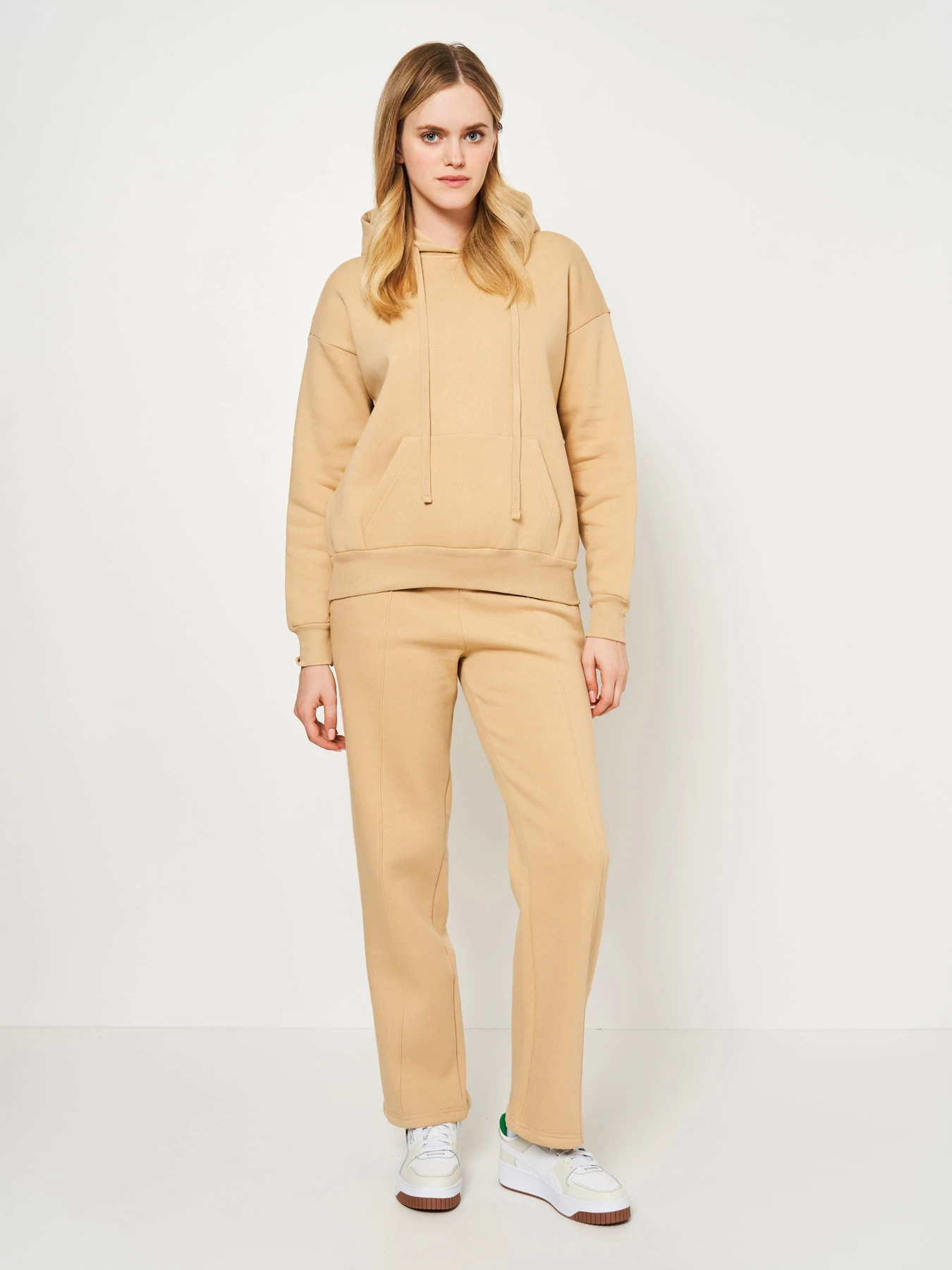 Костюмы Роза модель 230712_beige Костюмы Роза модель 230712_beige Фото