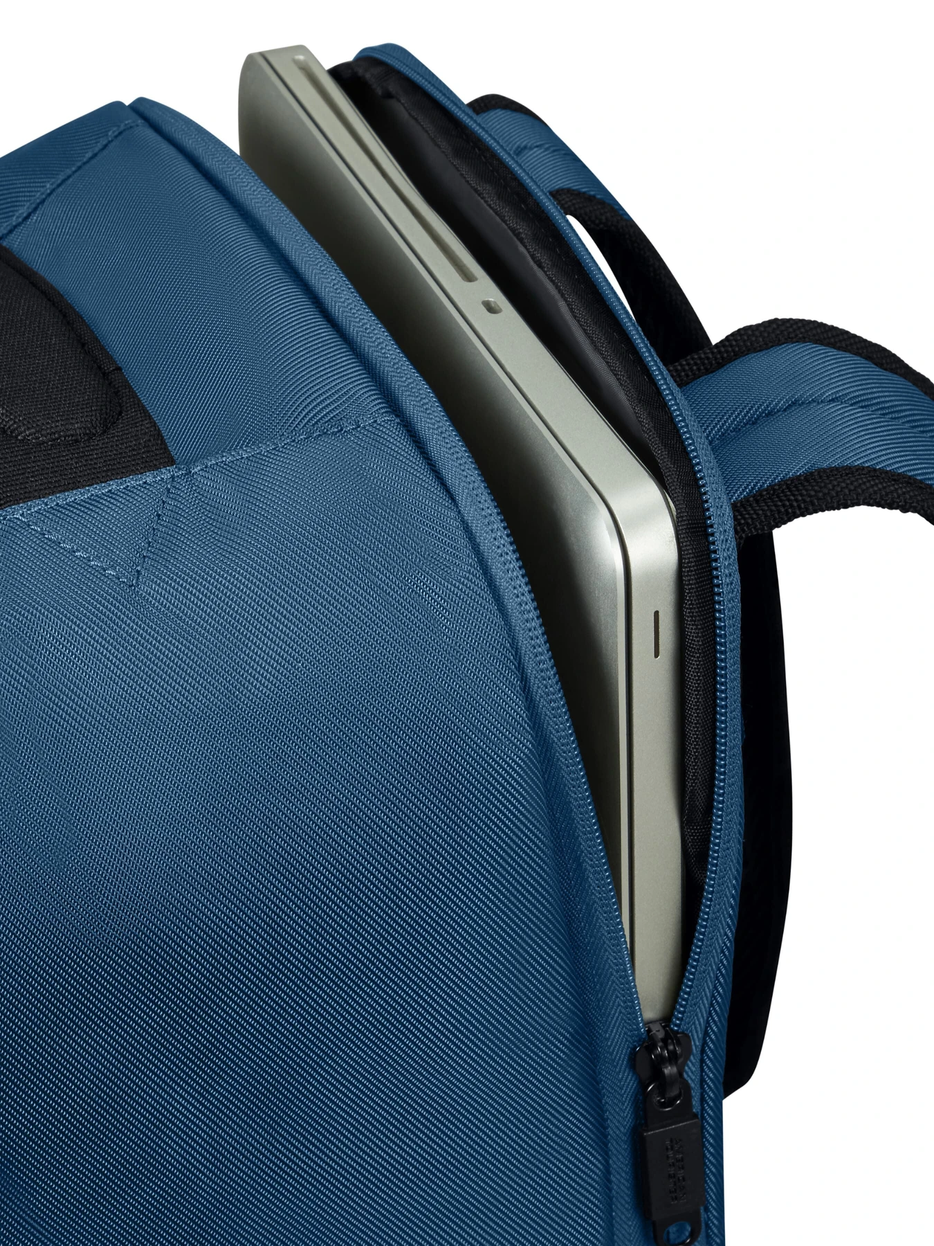 Рюкзаки American Tourister модель MD141005 Рюкзаки American Tourister модель MD141005 Фото