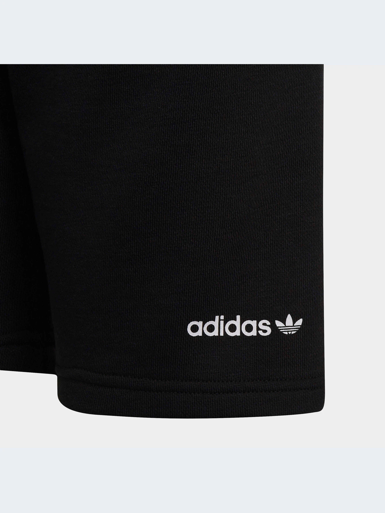 Шорты Adidas Graphics модель HF7447 Шорты Adidas Graphics модель HF7447 Фото