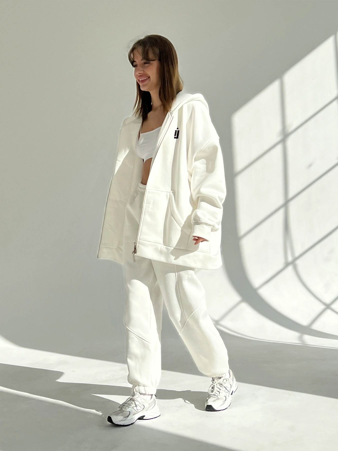 Худи и свитшоты IJ модель ij-hoodie-zip-milk Фото
