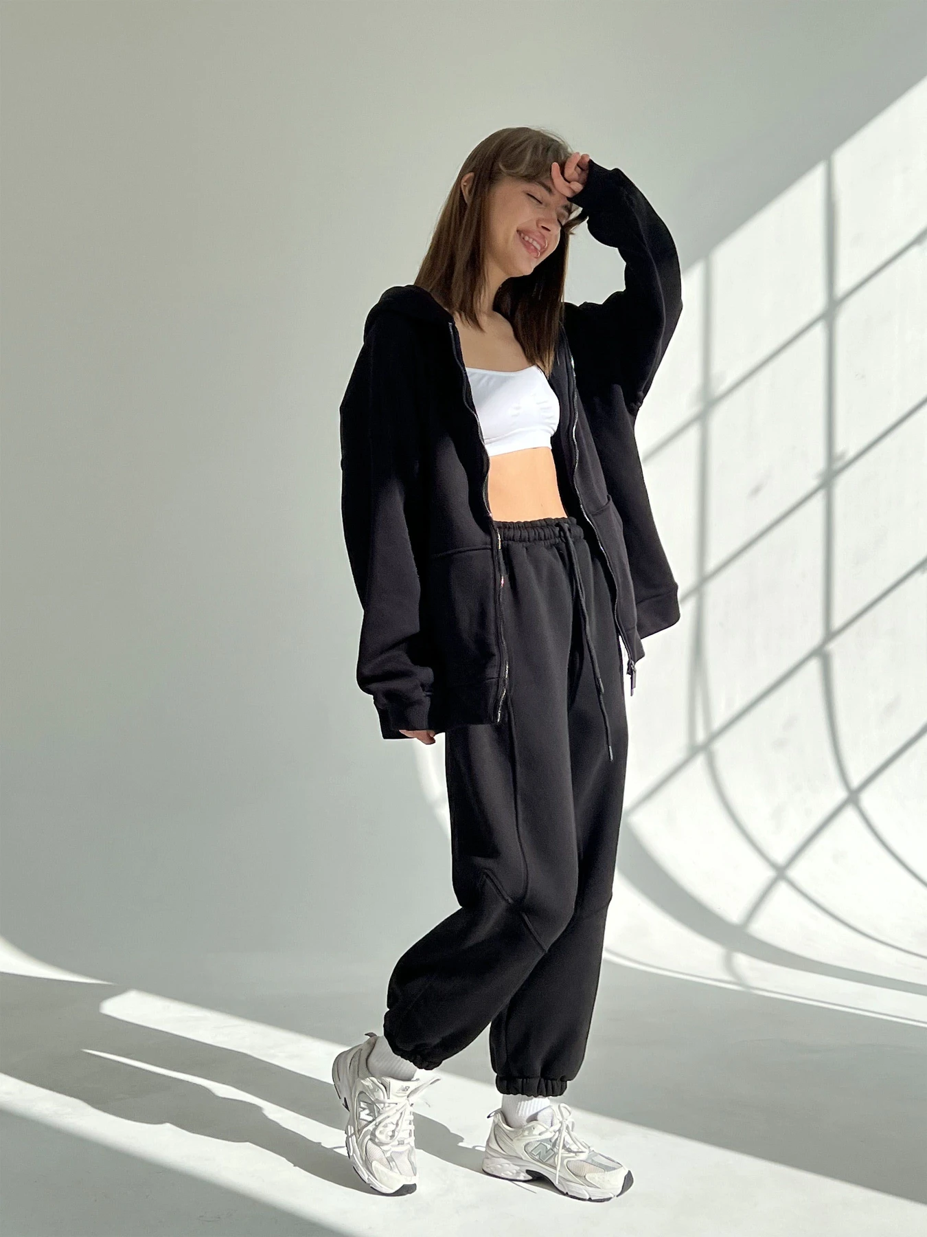 Худи и свитшоты IJ модель ij-hoodie-zip-black Худи и свитшоты IJ модель ij-hoodie-zip-black Фото
