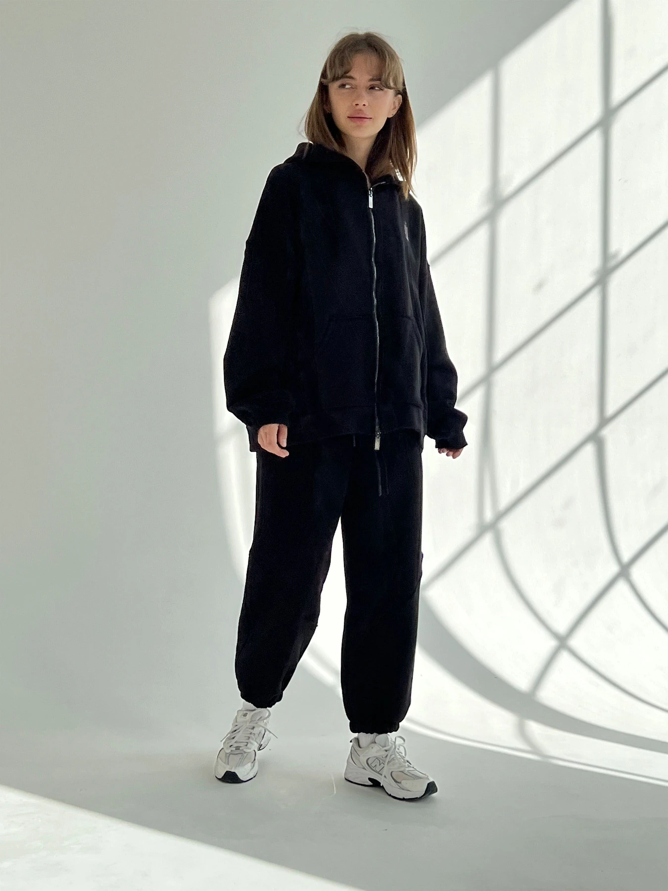 Худи и свитшоты IJ модель ij-hoodie-zip-black Худи и свитшоты IJ модель ij-hoodie-zip-black Фото