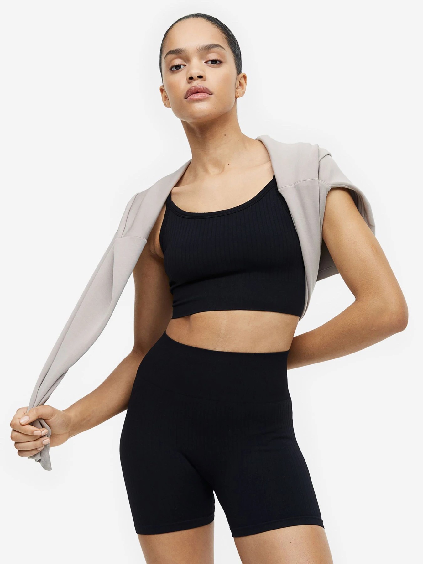Шорты H&M модель 69656 Фото