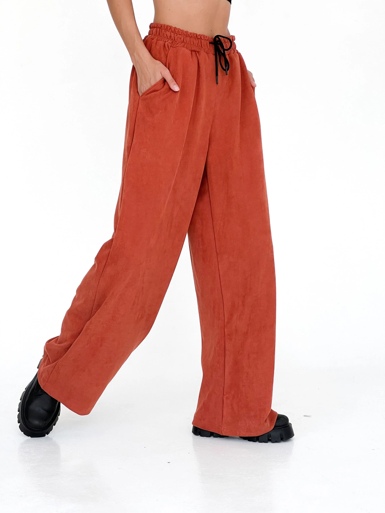 Штани IJ модель ij-pants-wide-zamsh-cegla Штани IJ модель ij-pants-wide-zamsh-cegla Фото