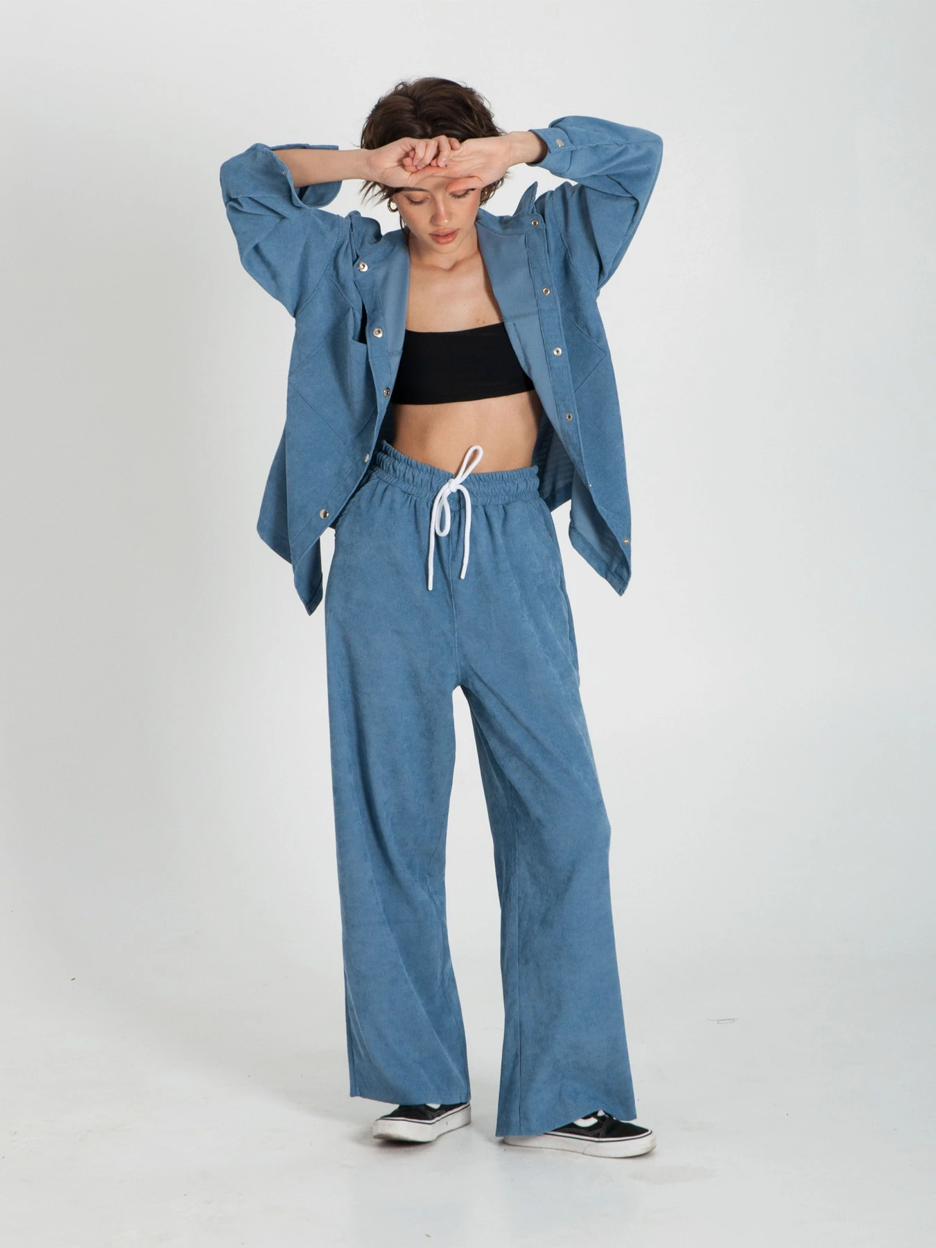 Брюки IJ модель ij-pants-wide-velvet-blue Фото