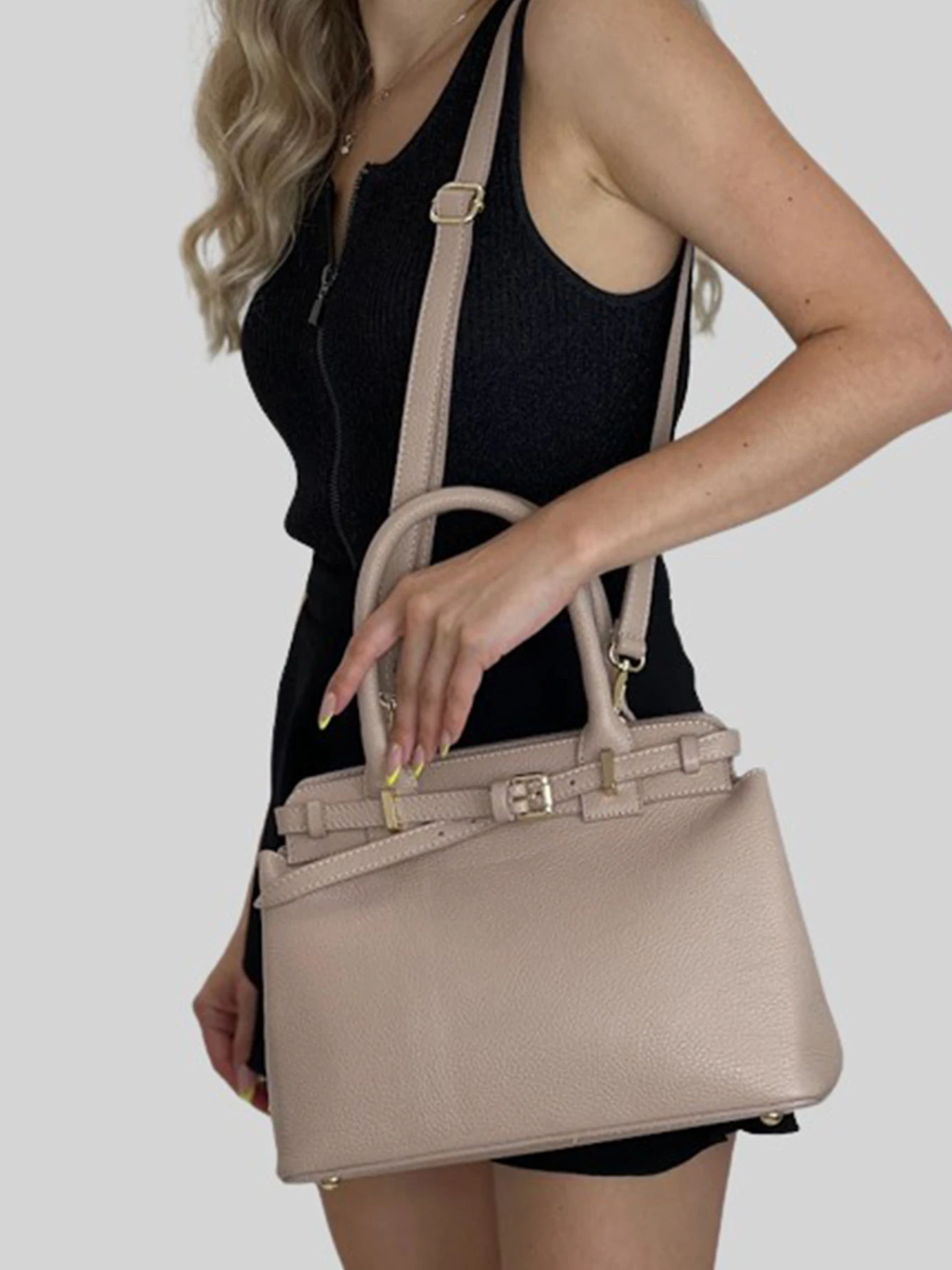 Сумки Bella Bertucci модель 6846-52-32 Сумки Bella Bertucci модель 6846-52-32 Фото