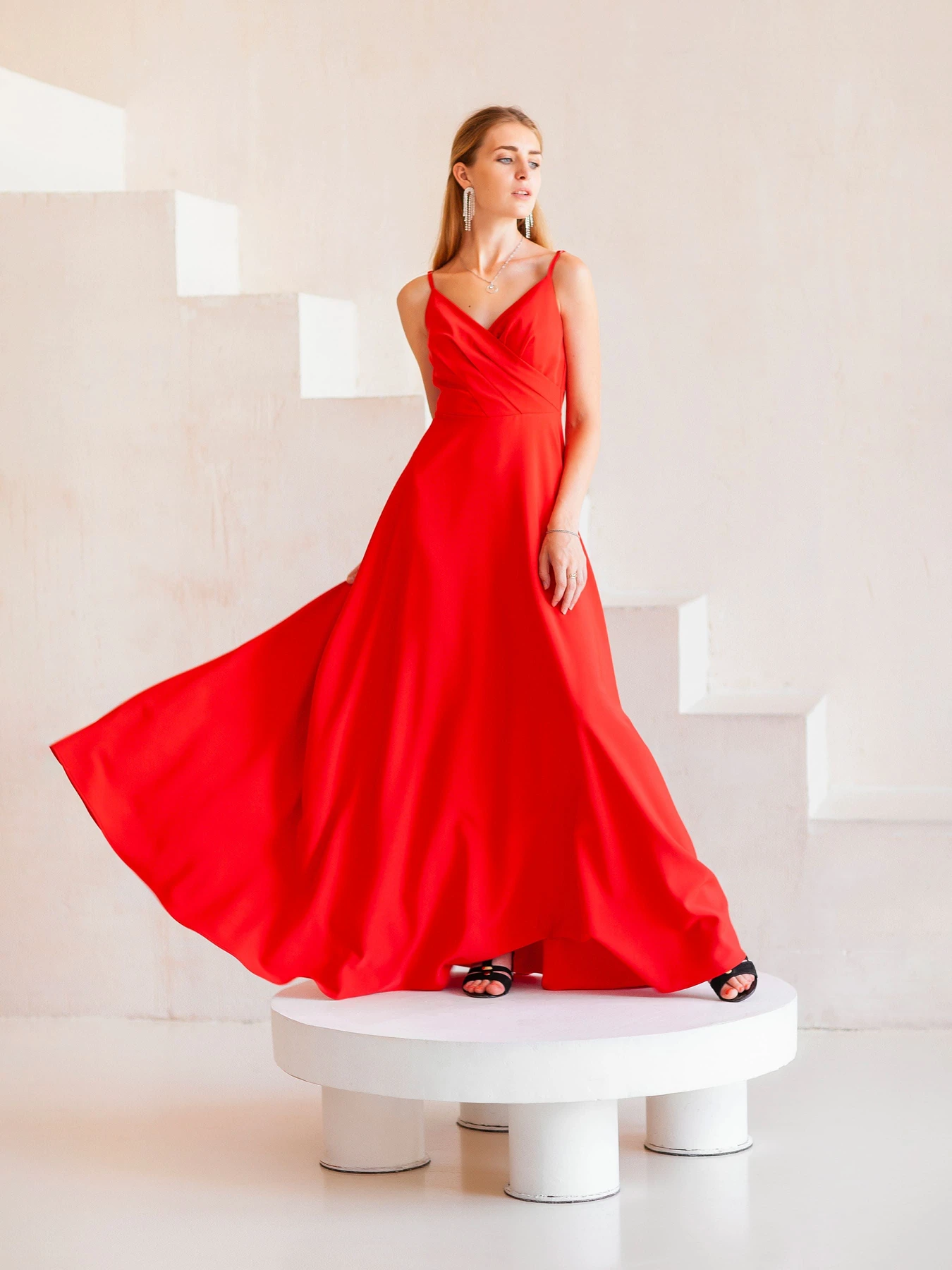Платья OnLady модель 93440426 Платья OnLady модель 93440426 Фото