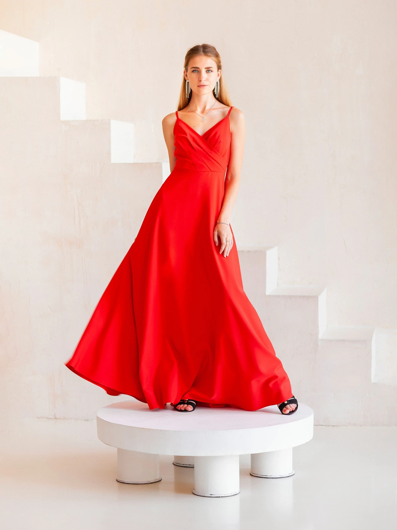 Платья OnLady модель 93440426 Платья OnLady модель 93440426 Фото