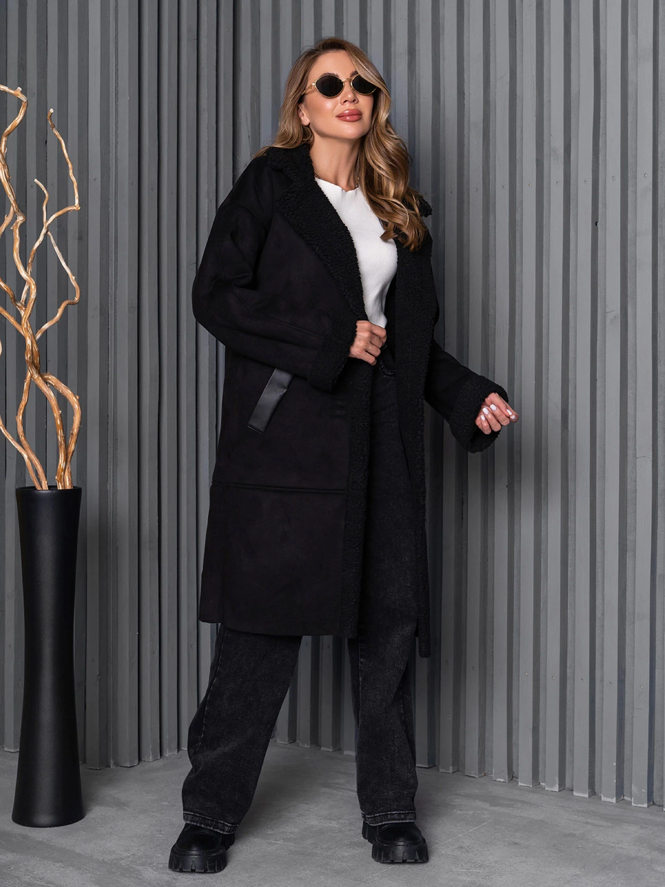 Куртки та дублянки ISSA Plus модель 14263_черный Куртки та дублянки ISSA Plus модель 14263_черный Фото