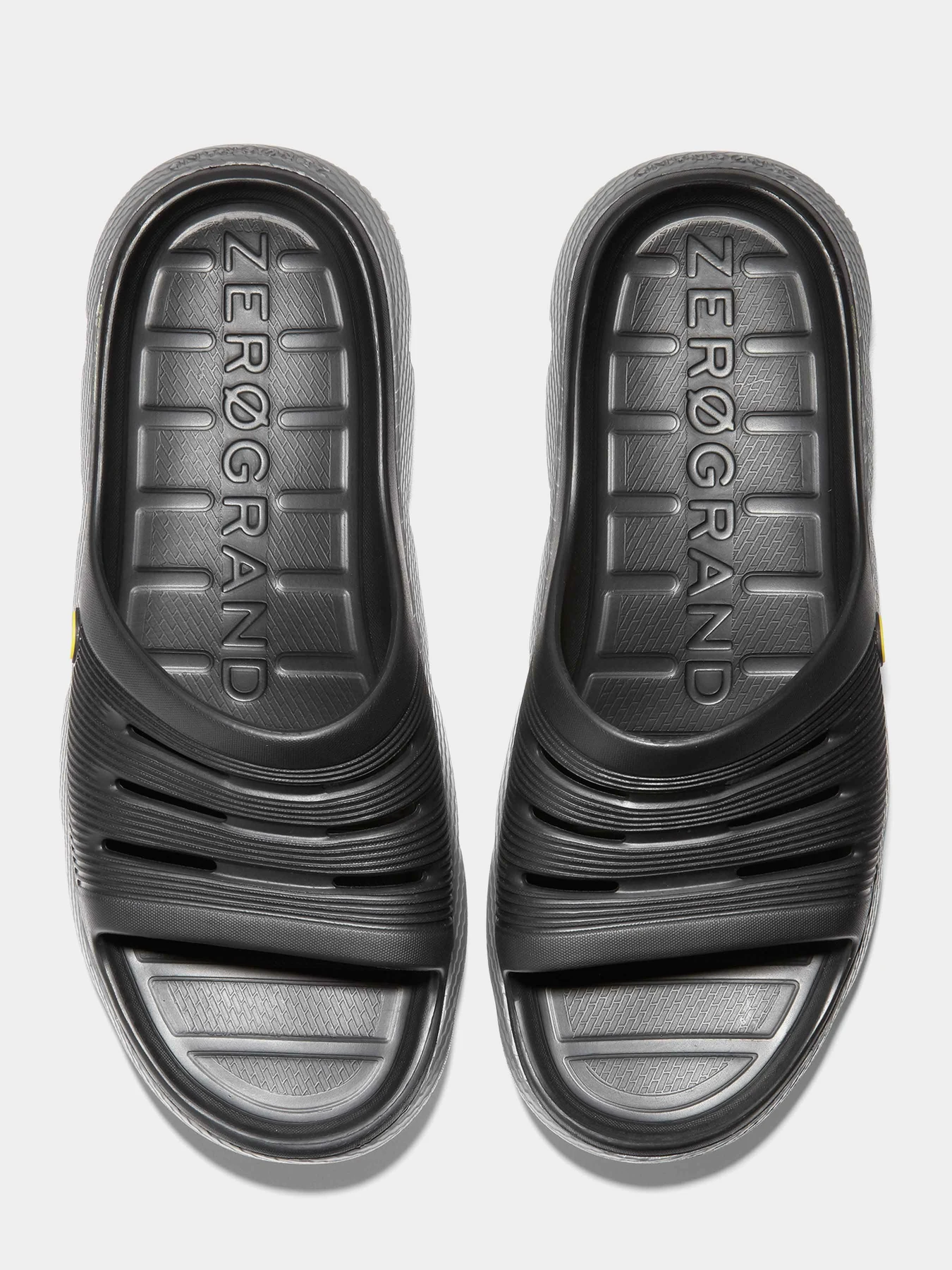 Шлёпанцы Cole Haan модель C34390 Фото